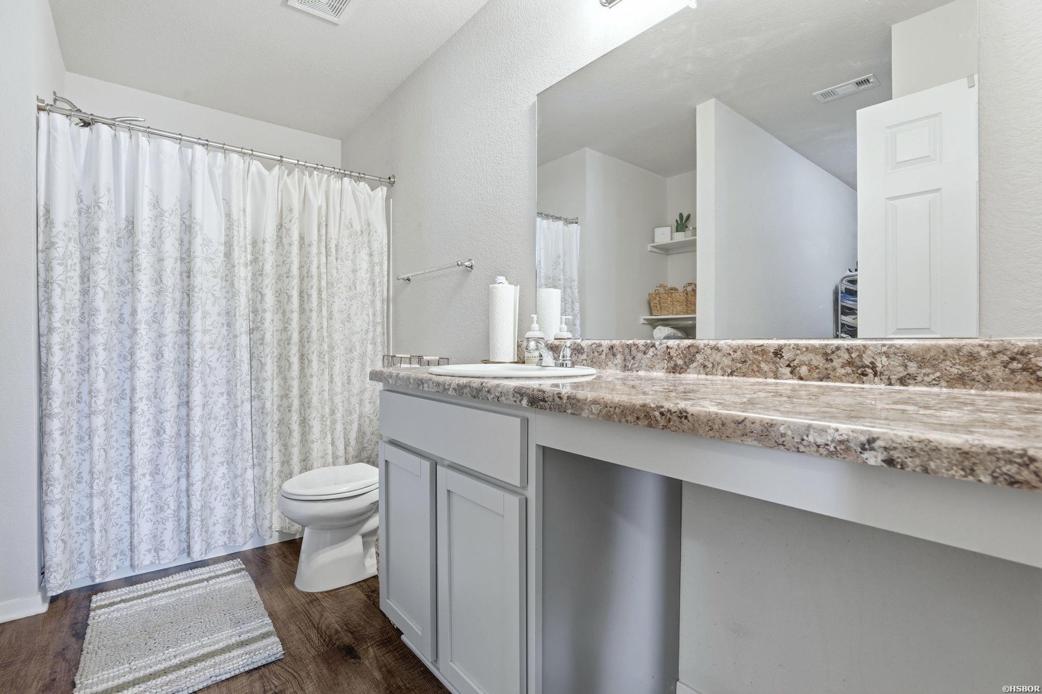 1801 Williford Street Property Photo 36