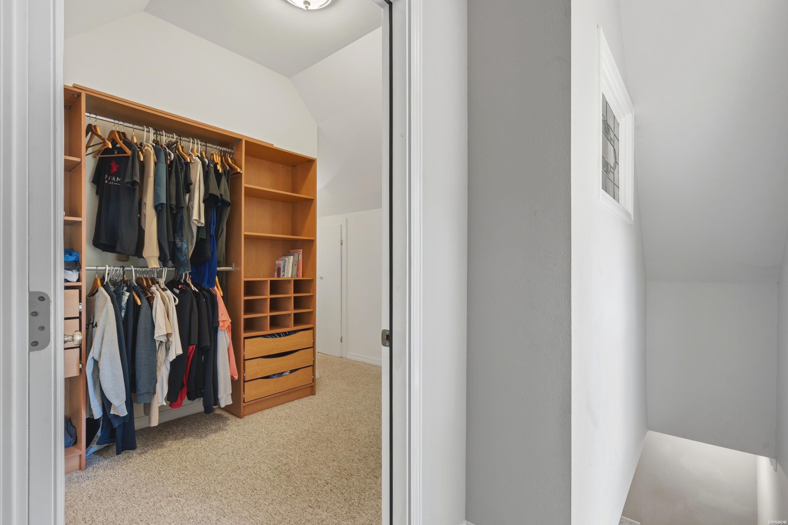 229 Little John Trail Property Photo 16