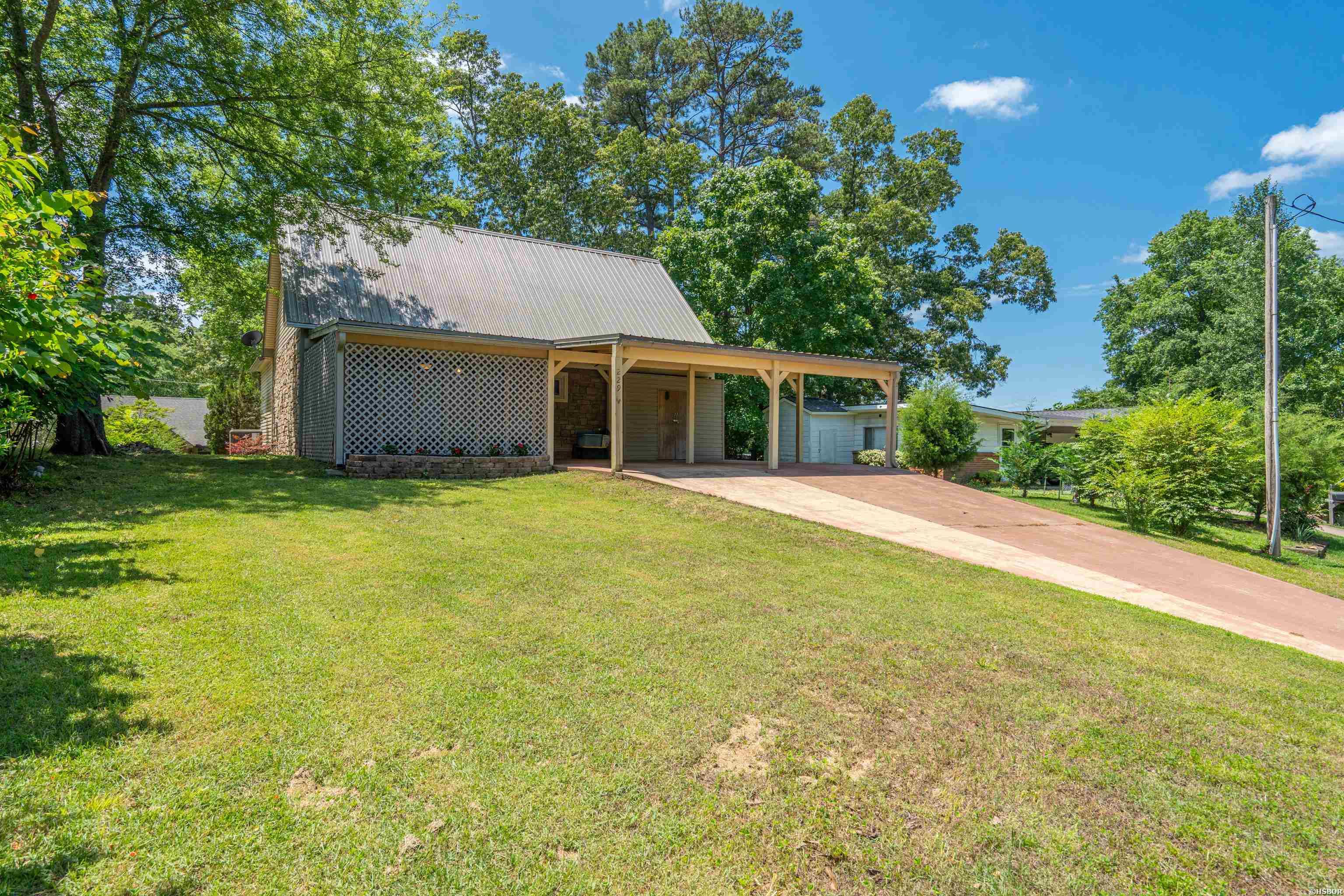 229 Little John Trail Property Photo 30
