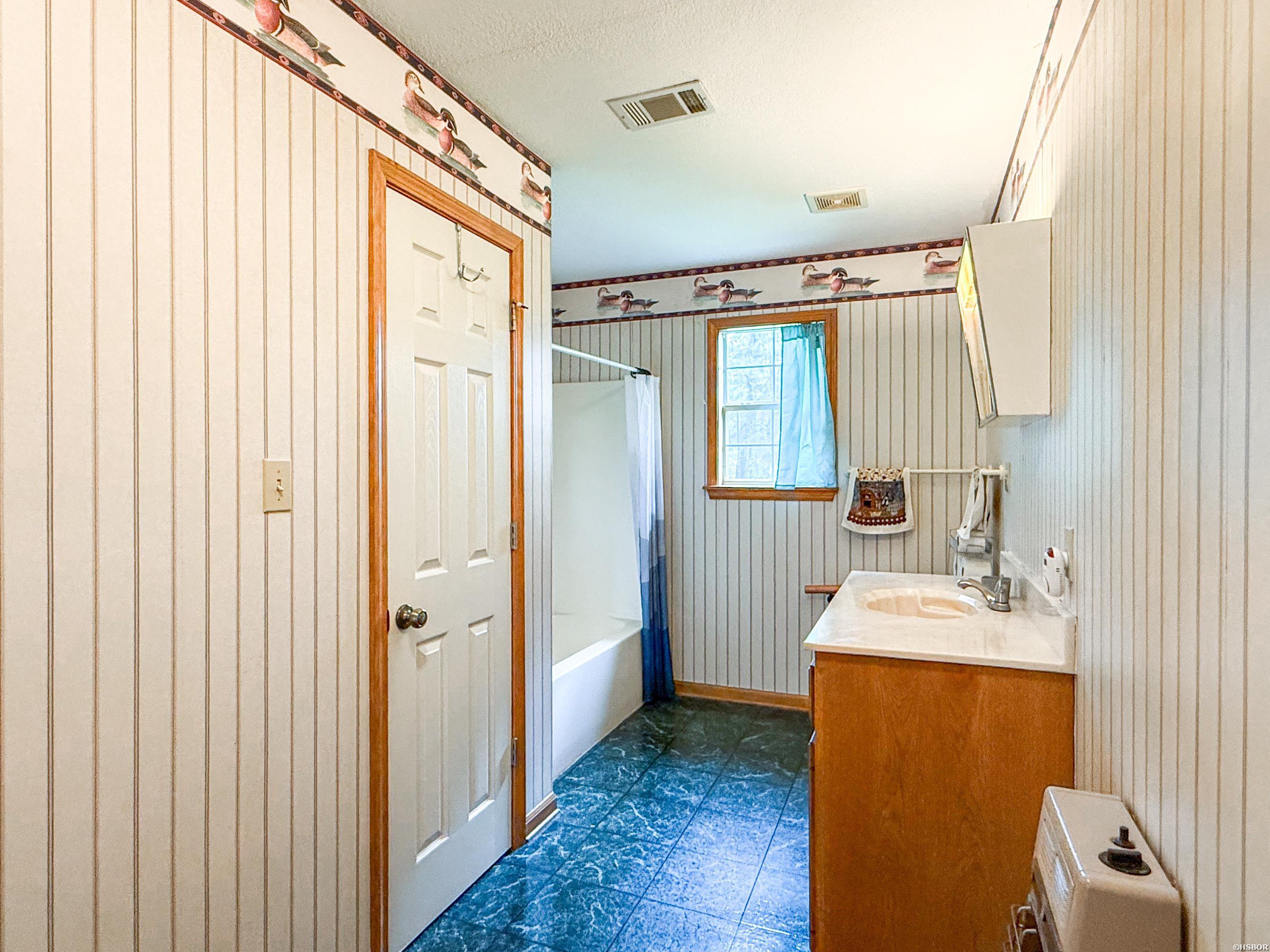 347 Deroche Lane Property Photo 27