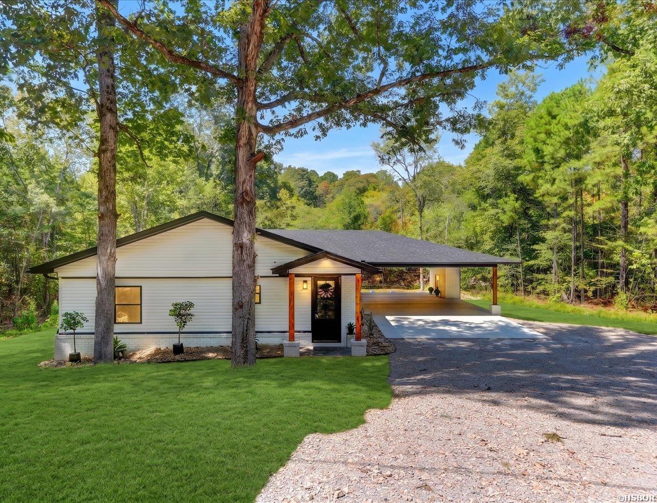 130 JAY Loop Property Photo 1