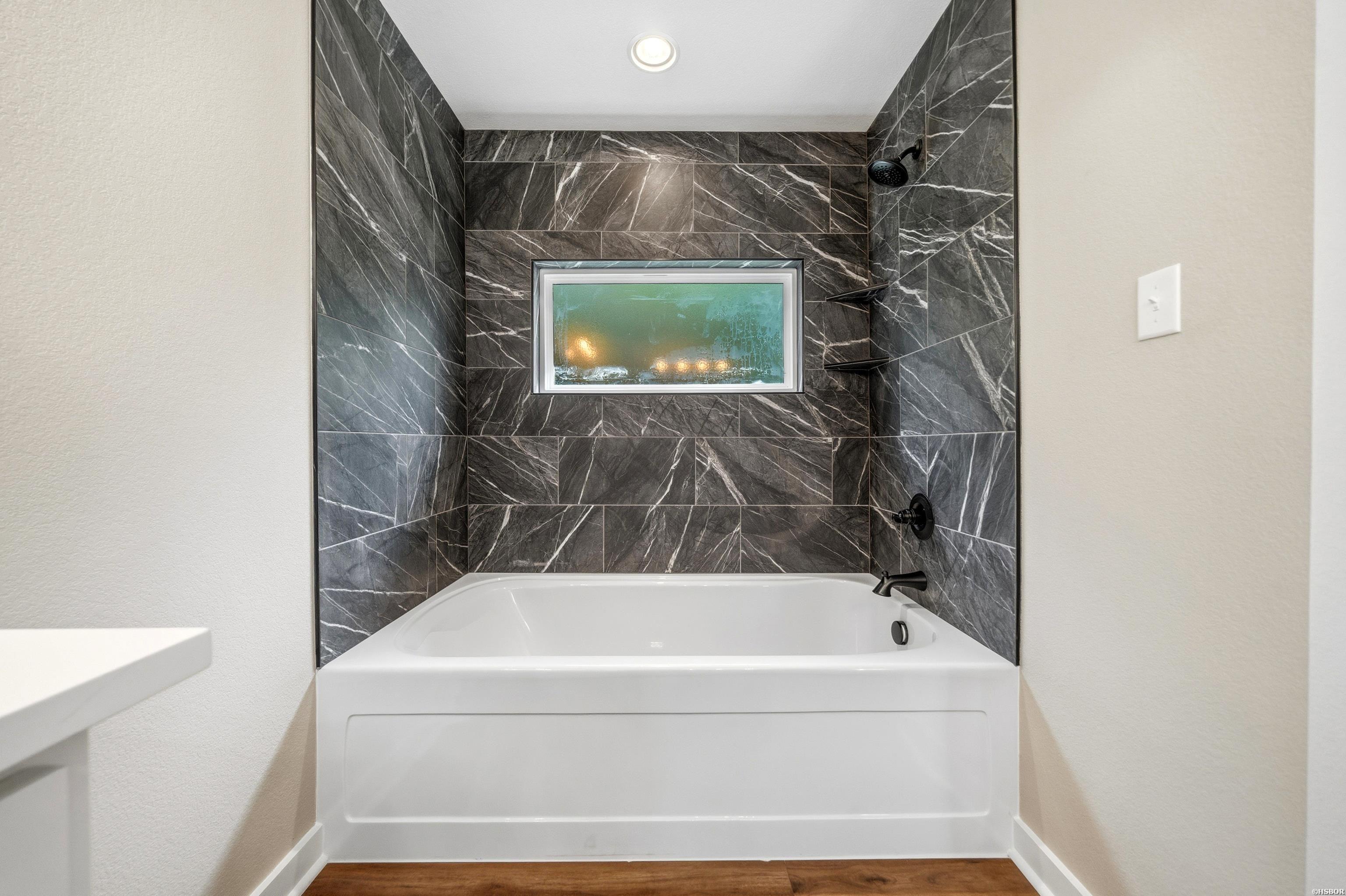130 Jay Loop Property Photo 23