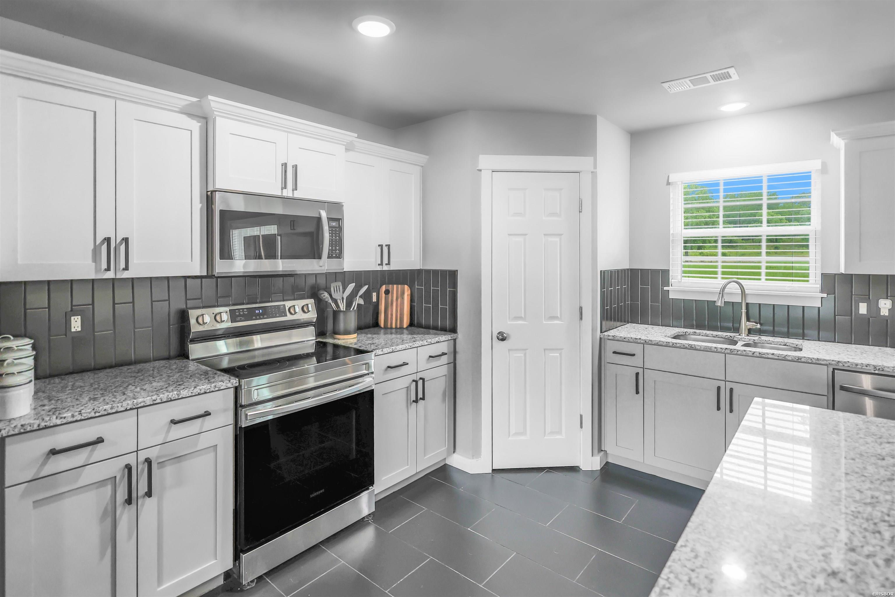 92 Reva's Way Property Photo 17