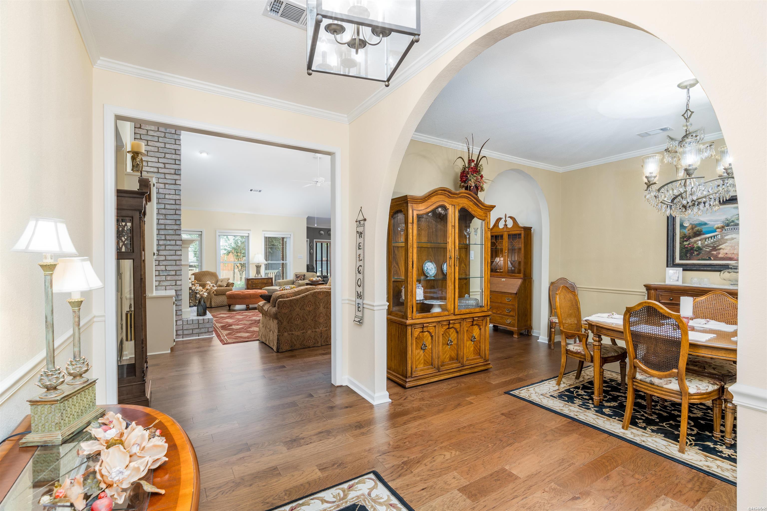 109 Alexwood Property Photo 5