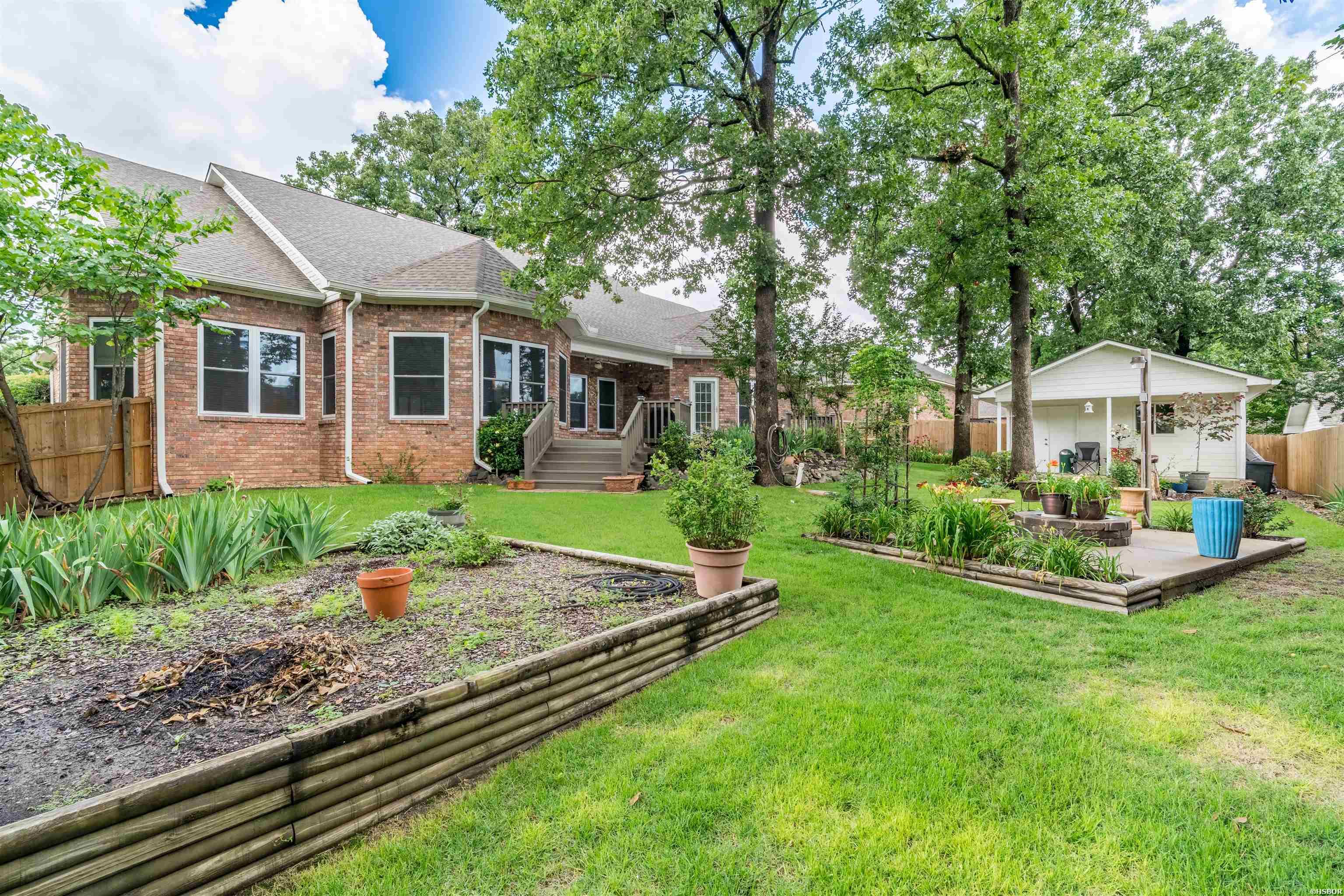 109 Alexwood Property Photo 38