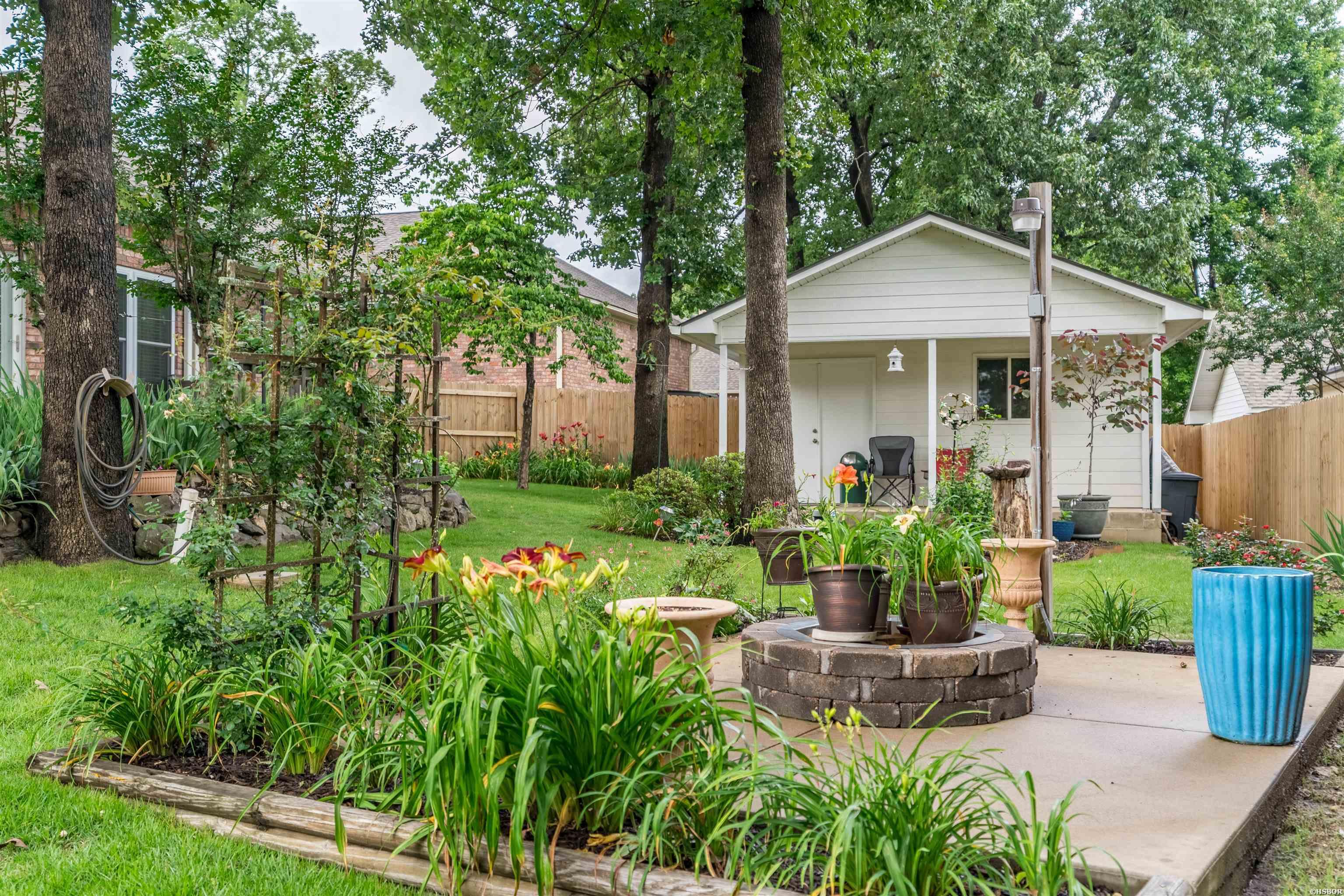 109 Alexwood Property Photo 40