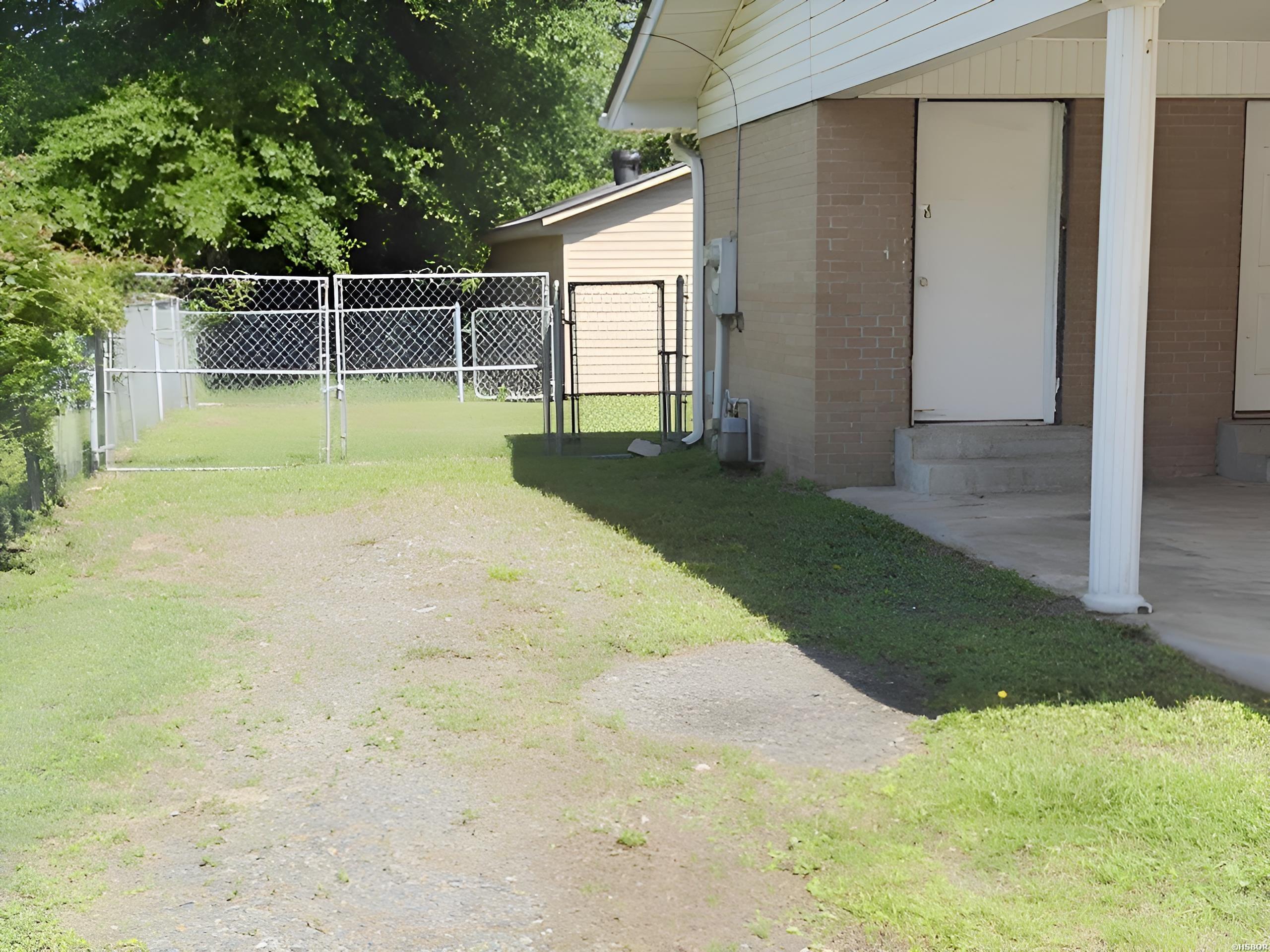 330 N 14th Street Property Photo 9