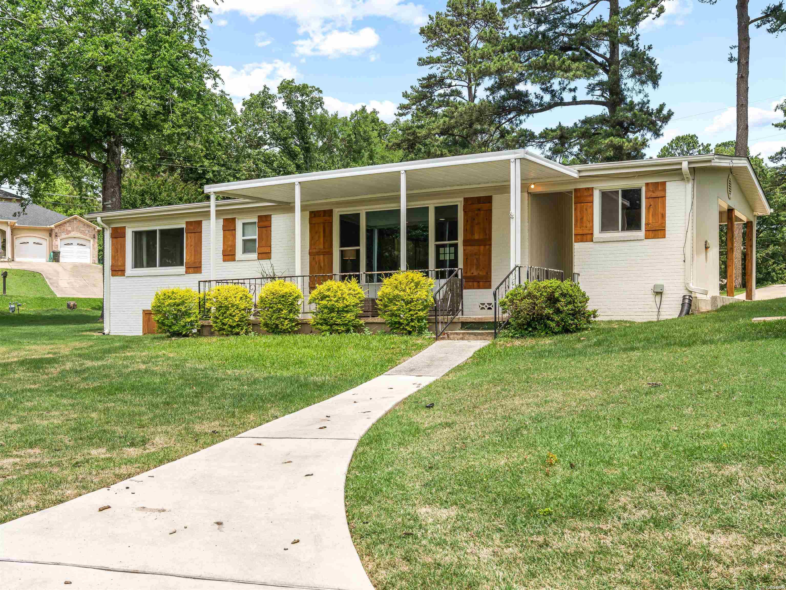 125 Lindale Circle Property Photo 44