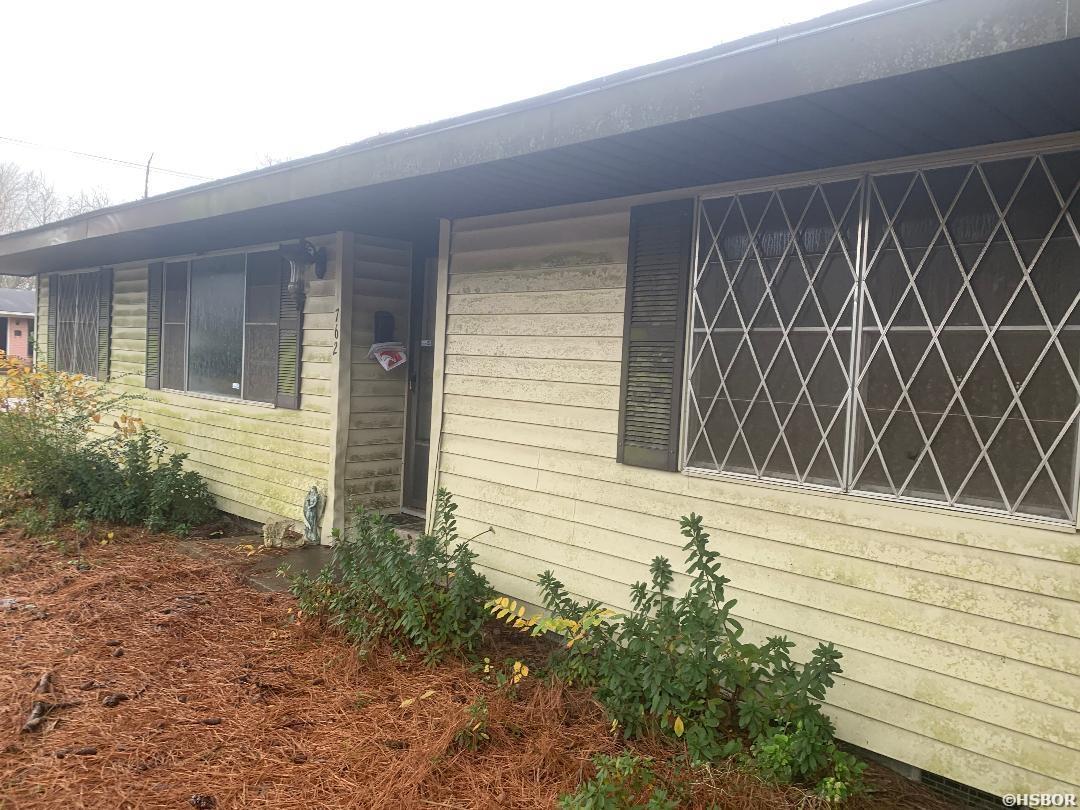 762 Ash Street Property Photo 2