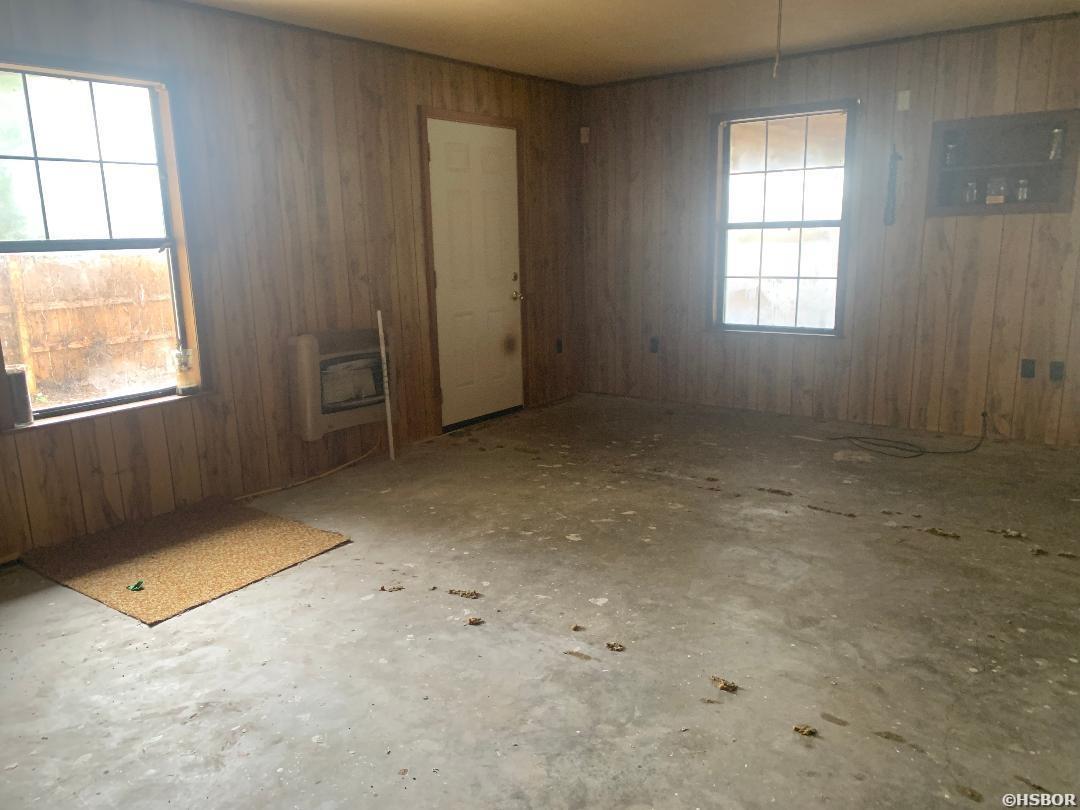 762 Ash Street Property Photo 5