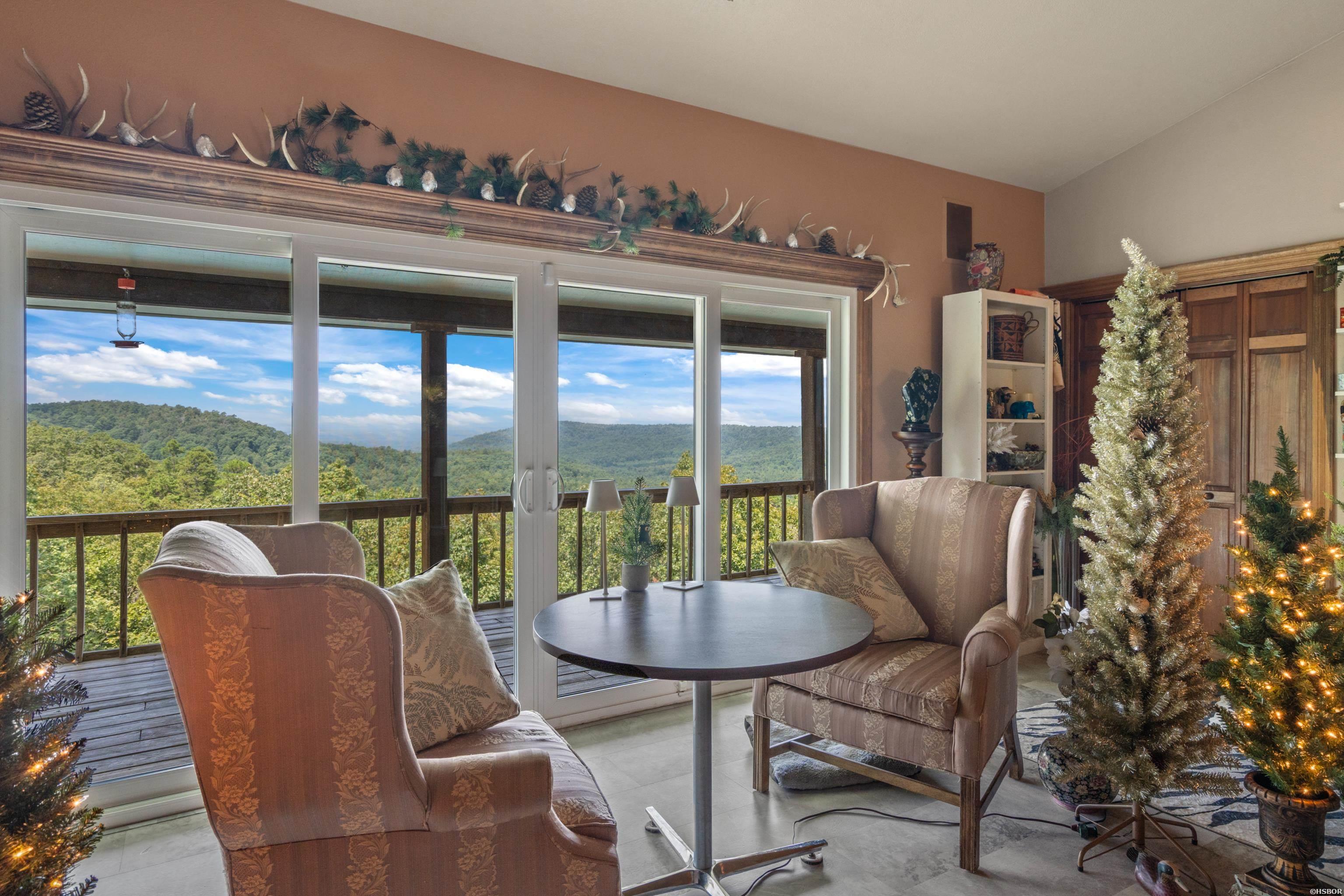 2874 Copper Hollow Trail Property Photo 4