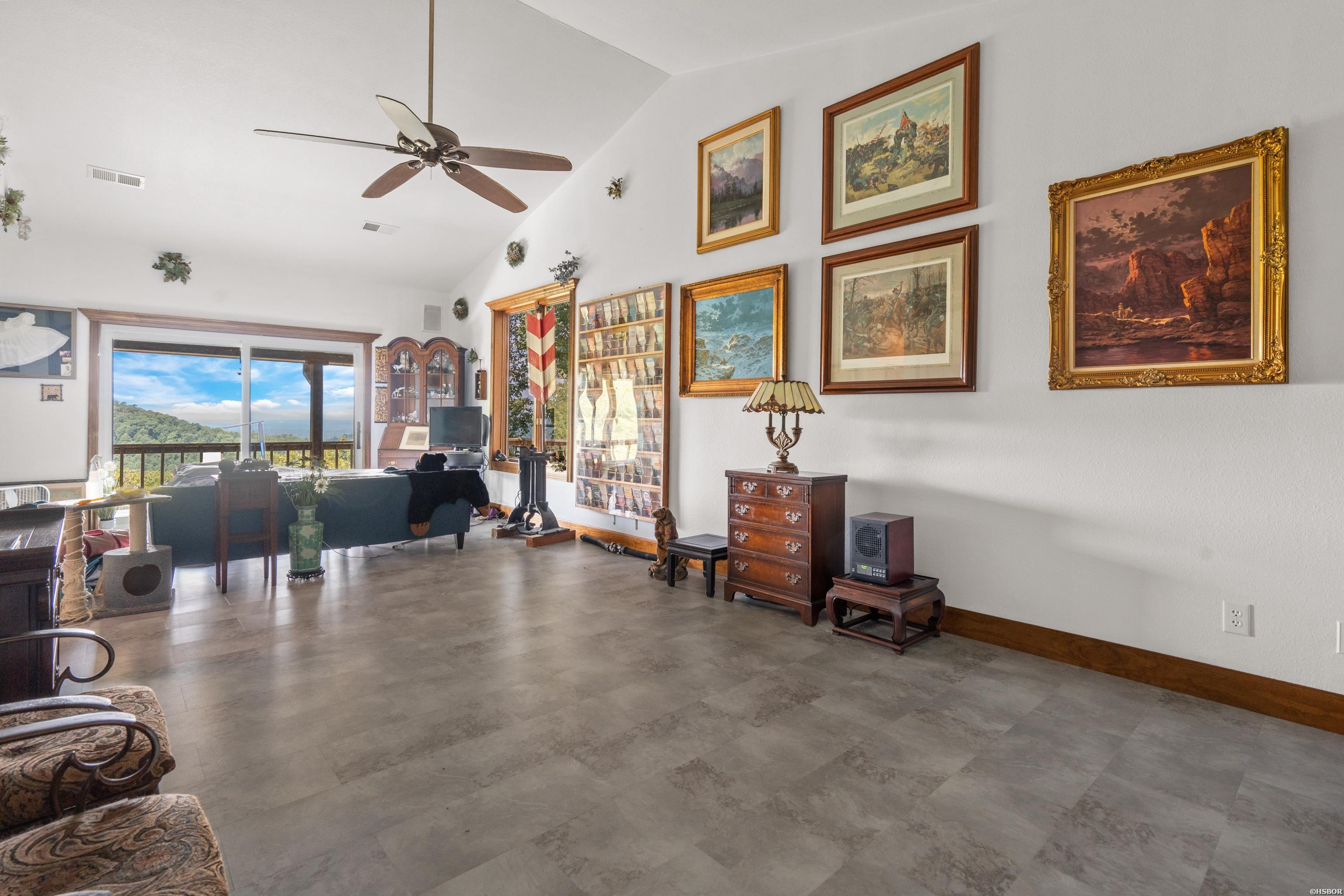 2874 Copper Hollow Trail Property Photo 16