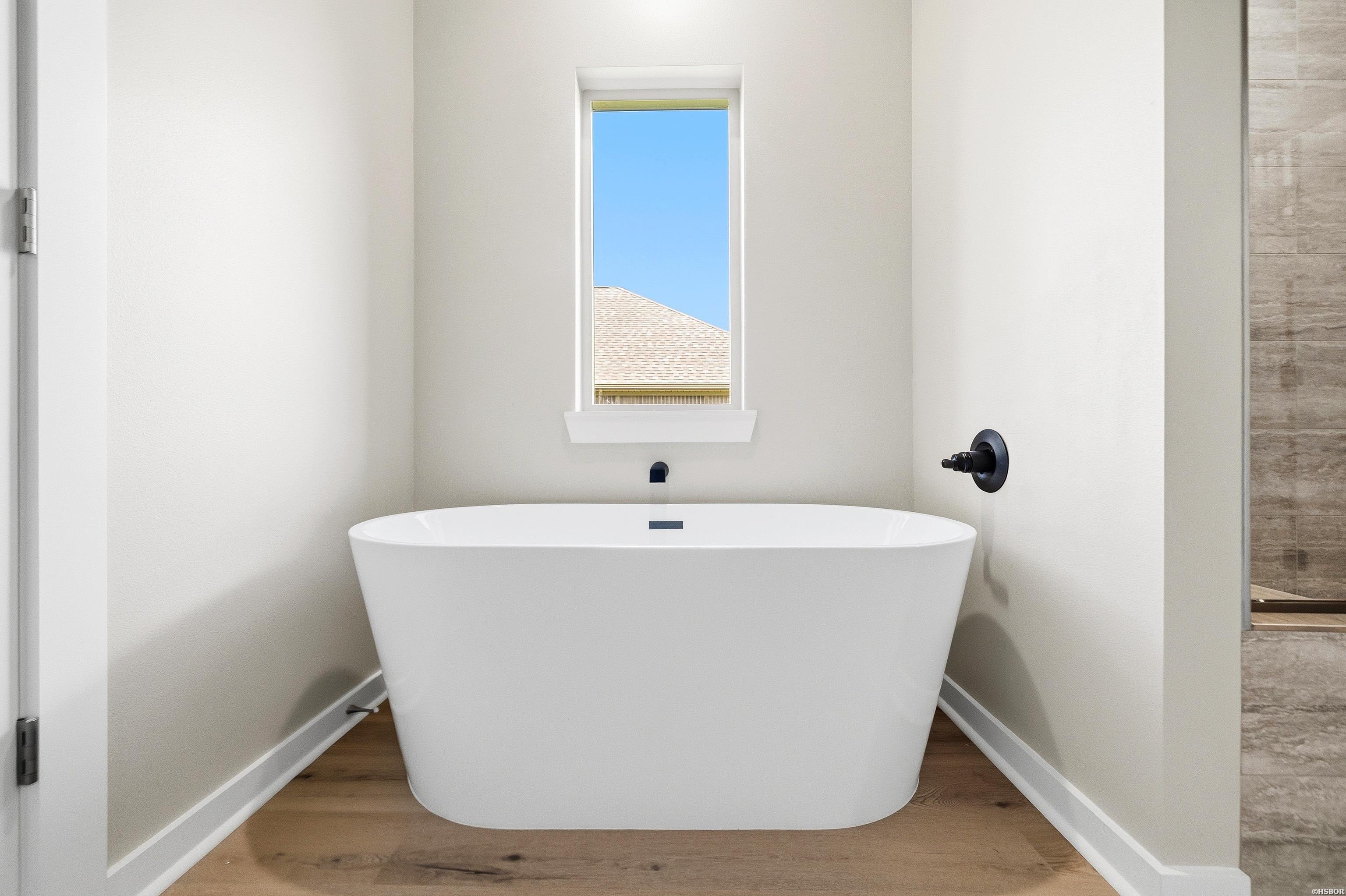 130 Petronia Street Property Photo 22