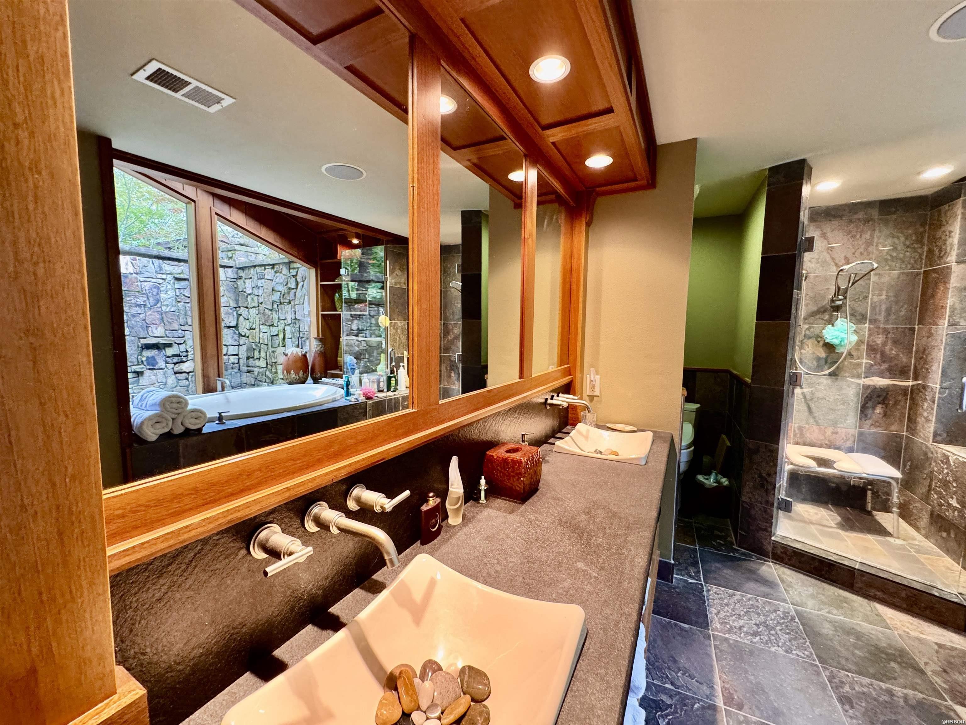 121 Kathy Lane Property Photo 15