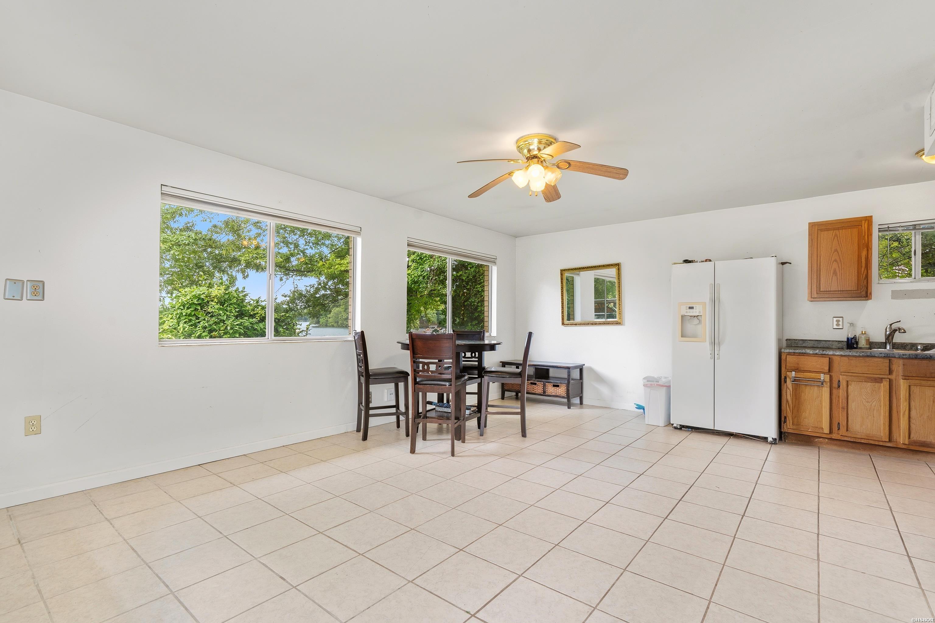 352 Lakeland Drive Property Photo 34
