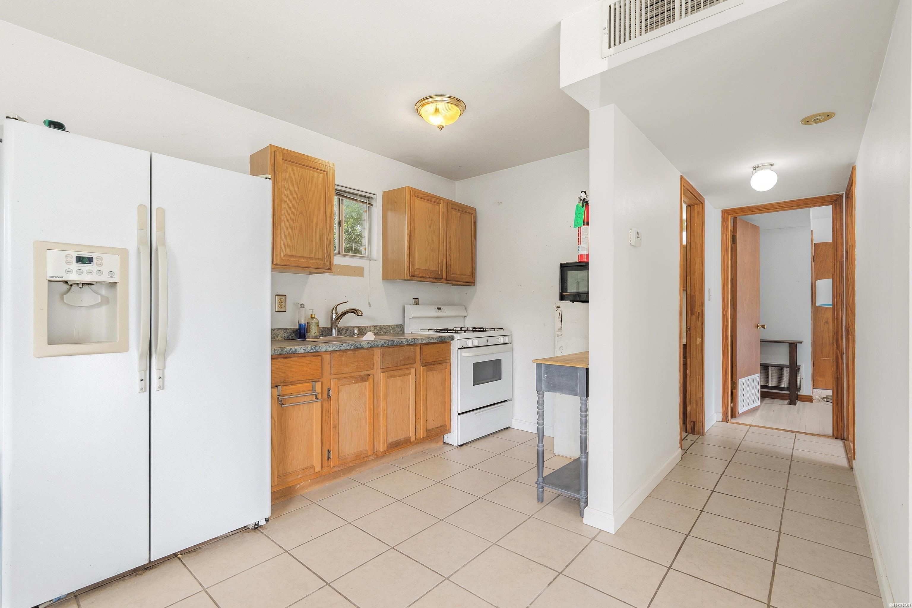 352 Lakeland Drive Property Photo 35