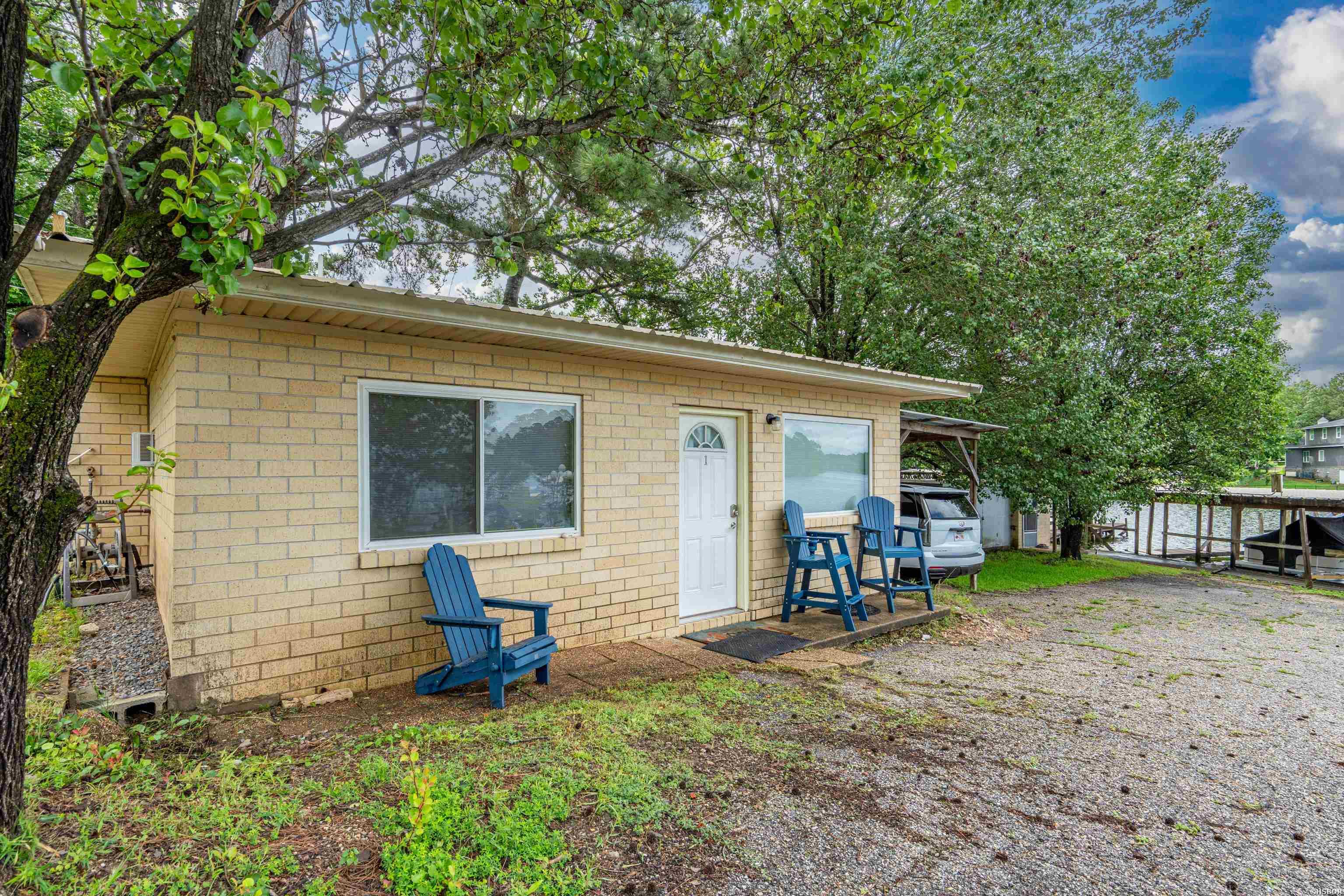 352 Lakeland Drive Property Photo 42