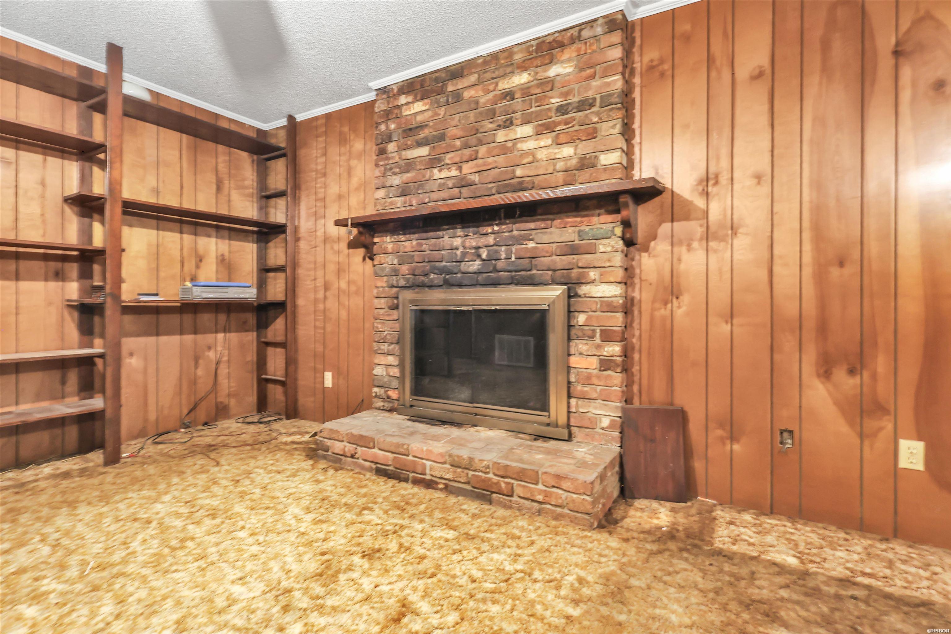 2047 Elaine Circle Property Photo 13