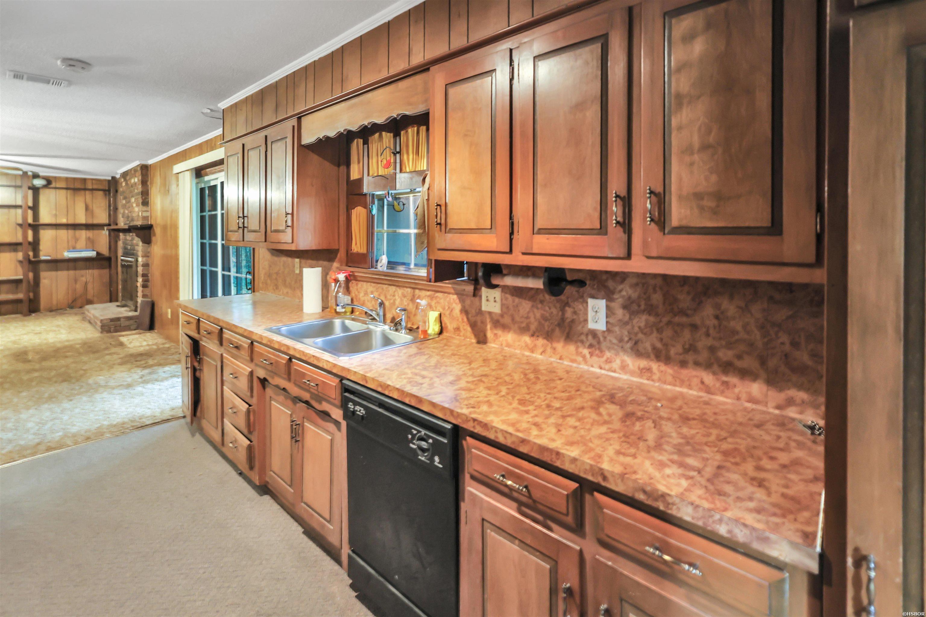2047 Elaine Circle Property Photo 15