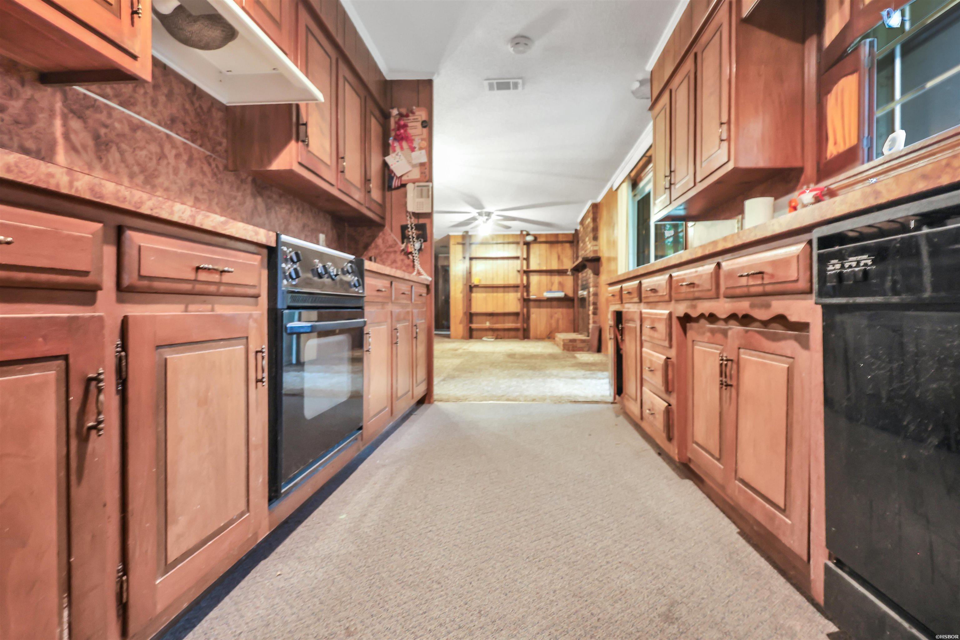2047 Elaine Circle Property Photo 17