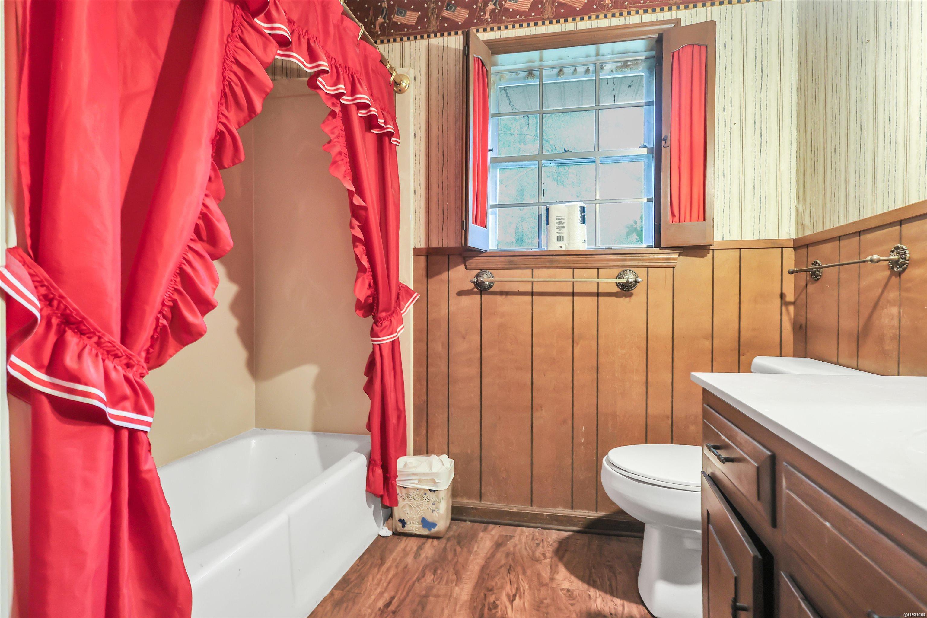 2047 Elaine Circle Property Photo 24