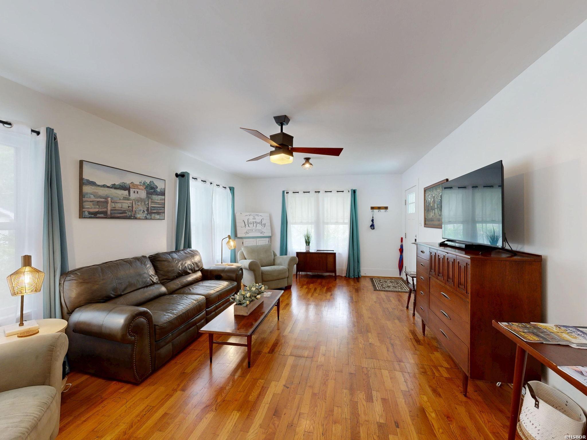 305 Richard Street Property Photo 18