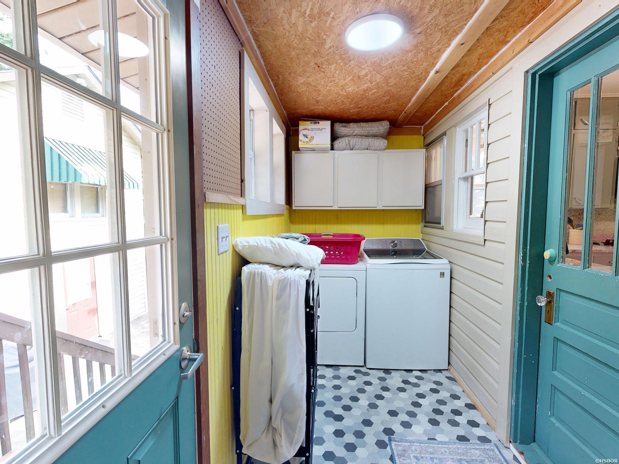 305 Richard Street Property Photo 33