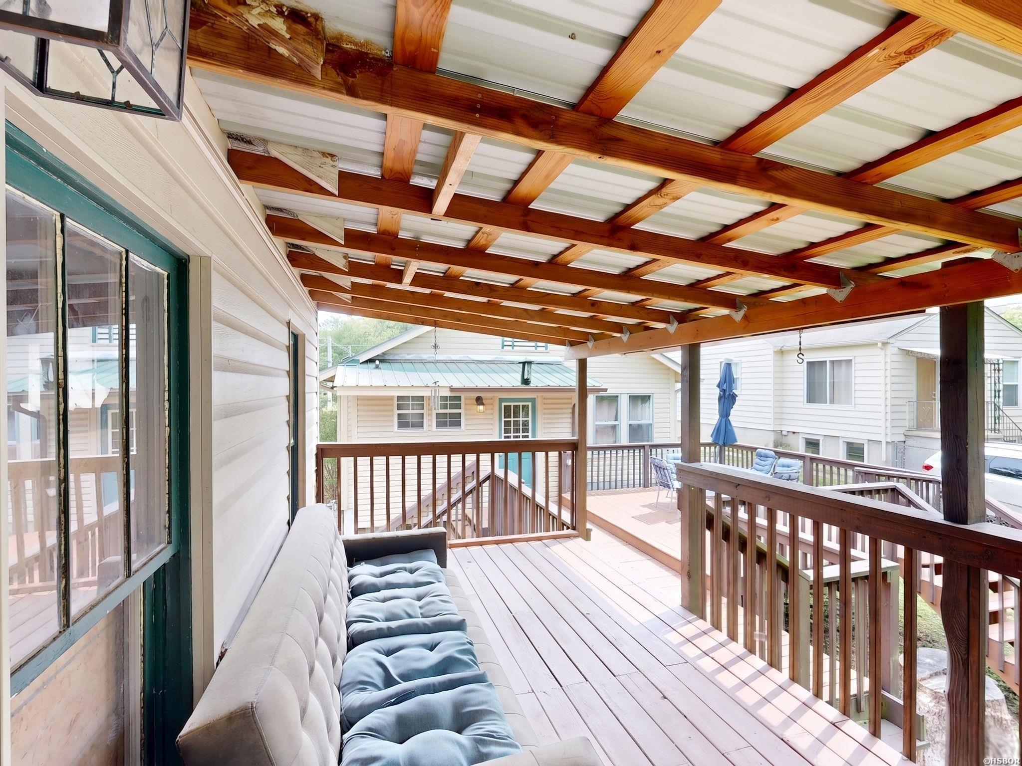 305 Richard Street Property Photo 36