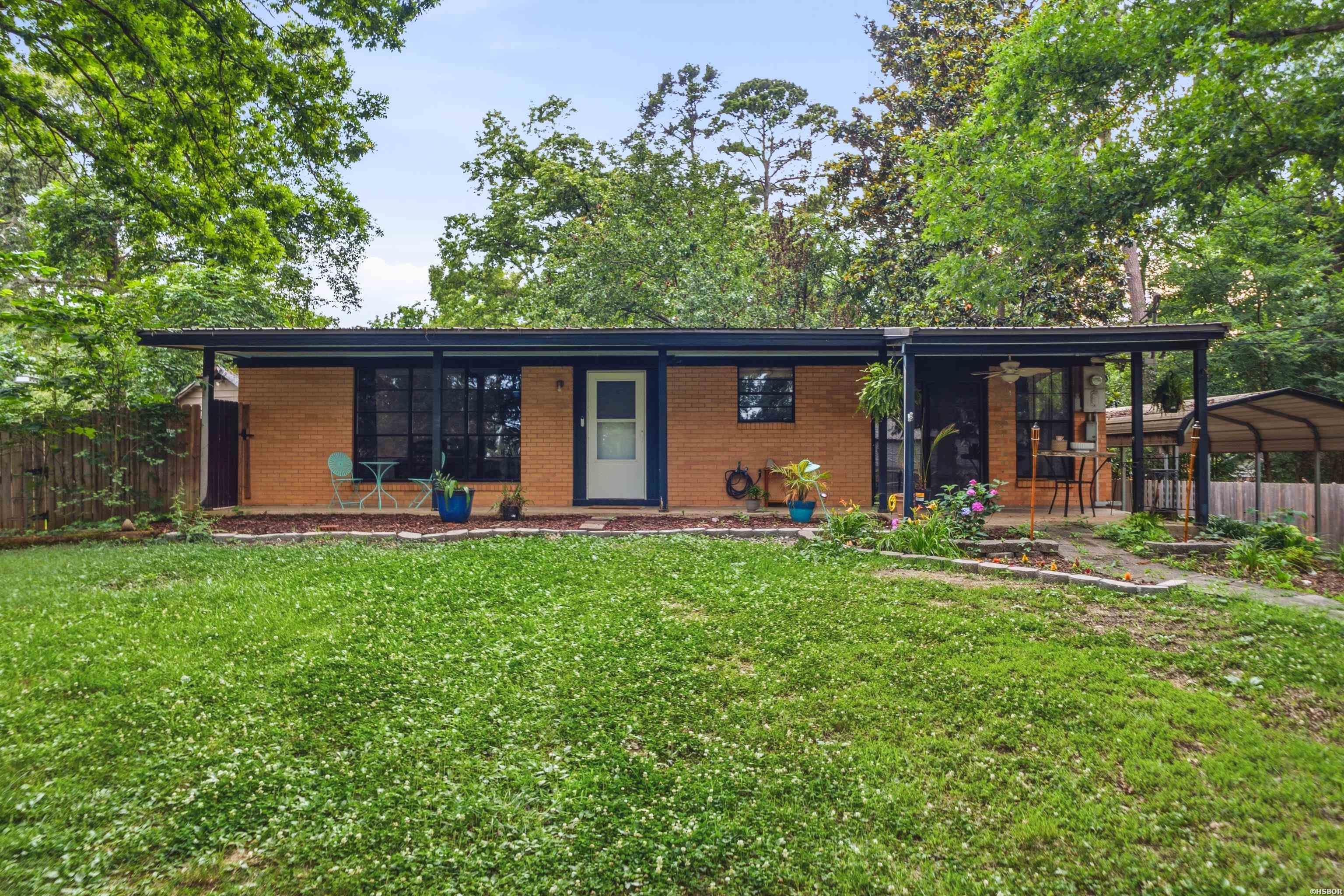 112 Pine Shore Lane Property Photo 1