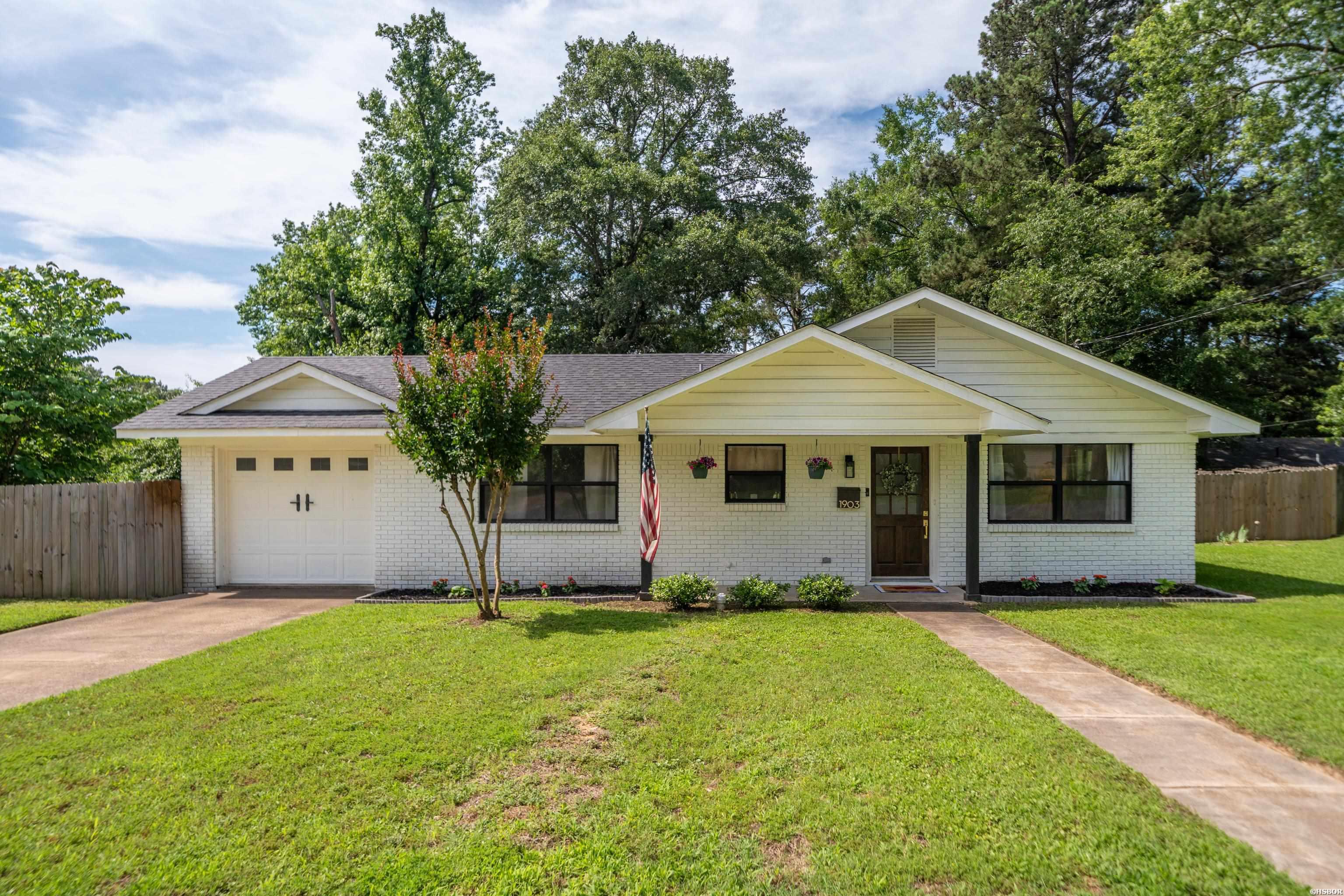 1903 Sylvia Street Property Photo 1
