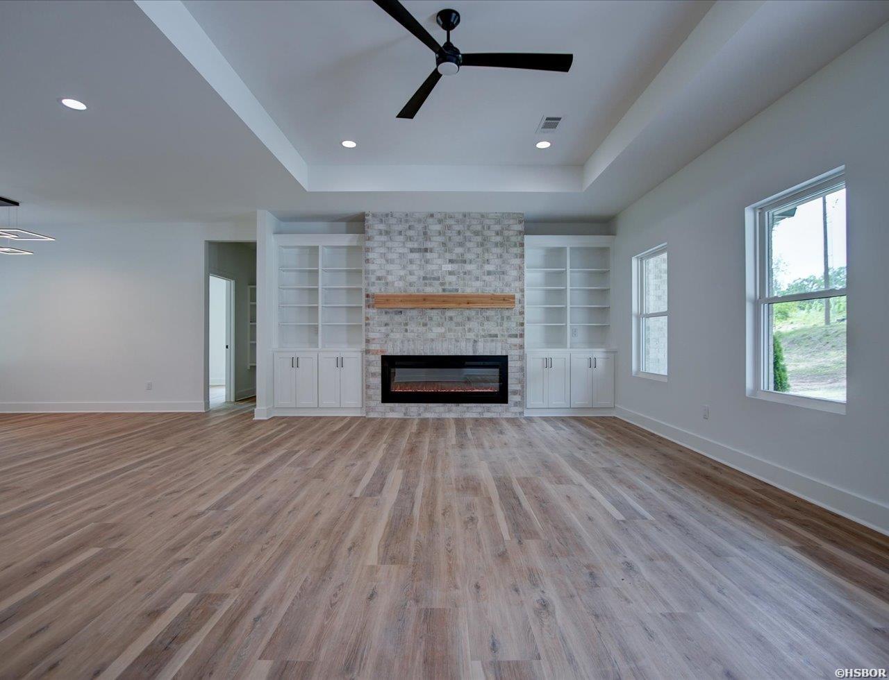 125 Shamrock Property Photo 5
