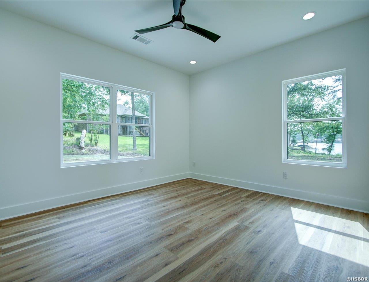 125 Shamrock Property Photo 26