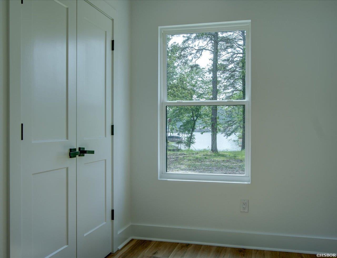 125 Shamrock Property Photo 32