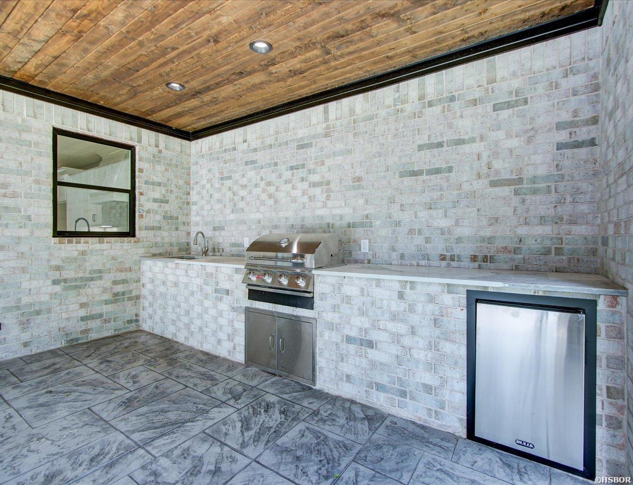 125 Shamrock Property Photo 36