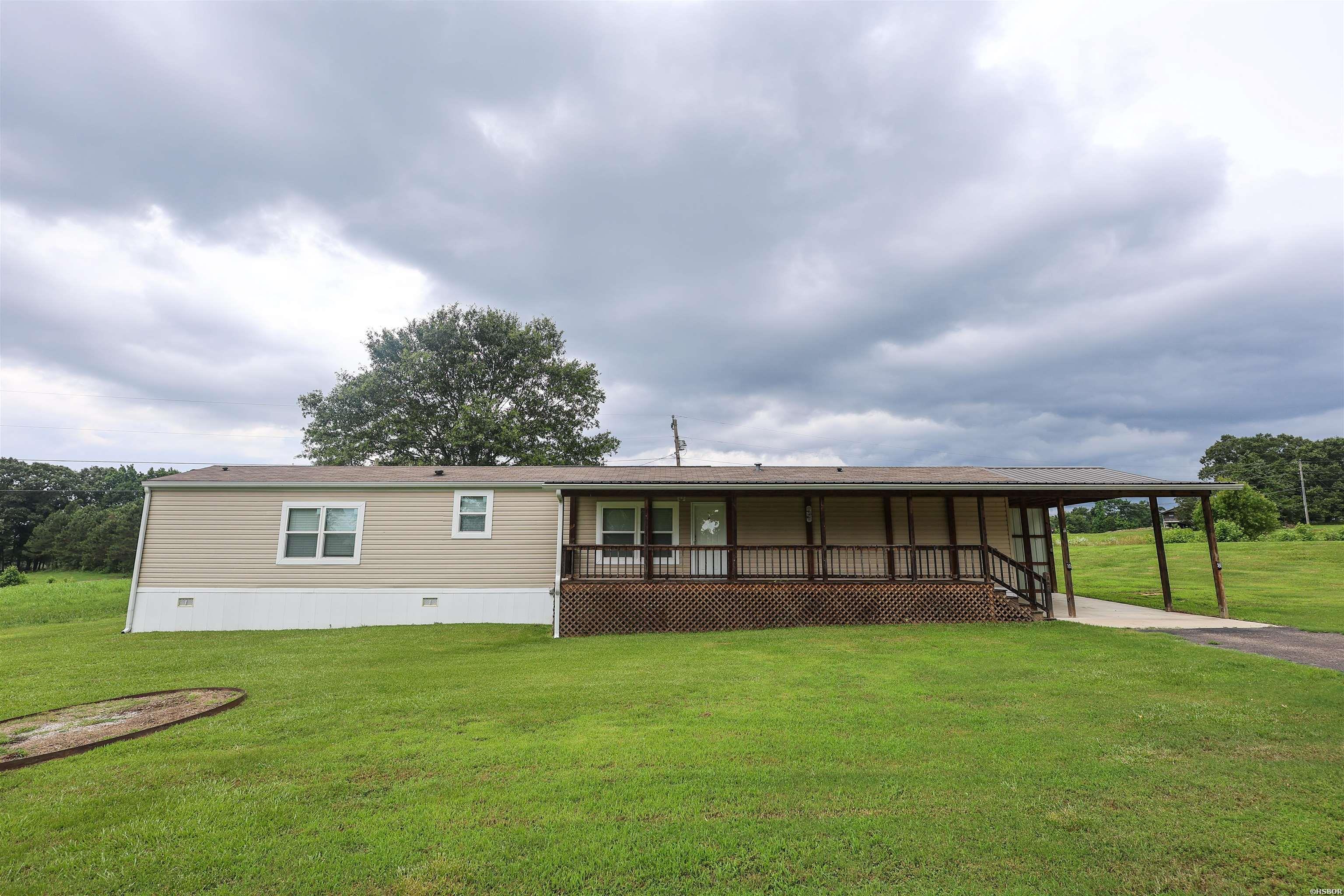 101 Barentine Property Photo 2
