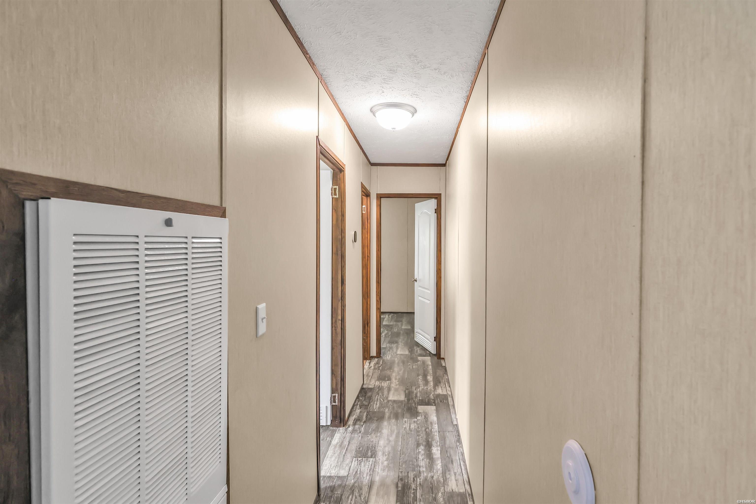 101 Barentine Property Photo 34