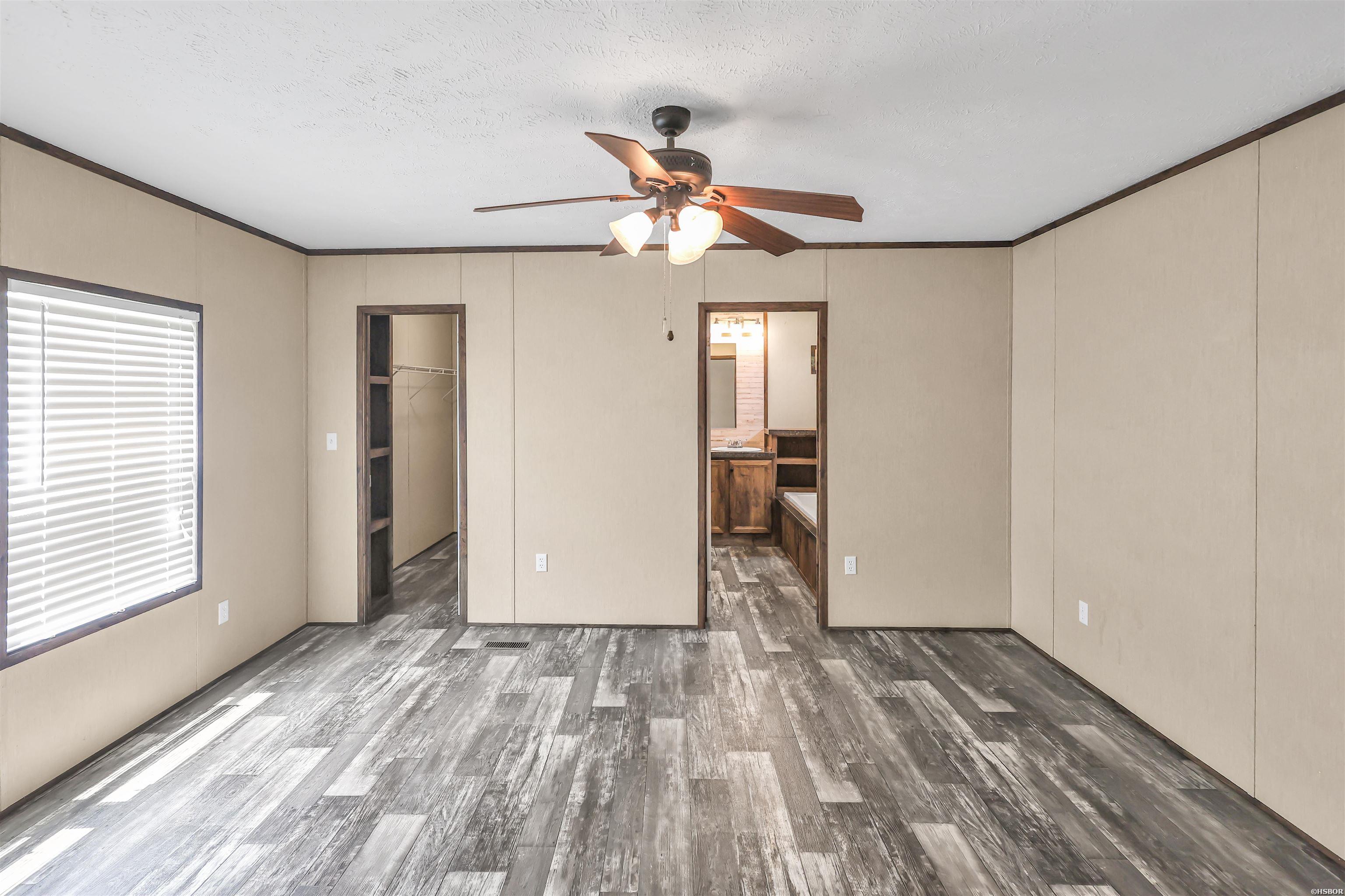 101 Barentine Property Photo 40