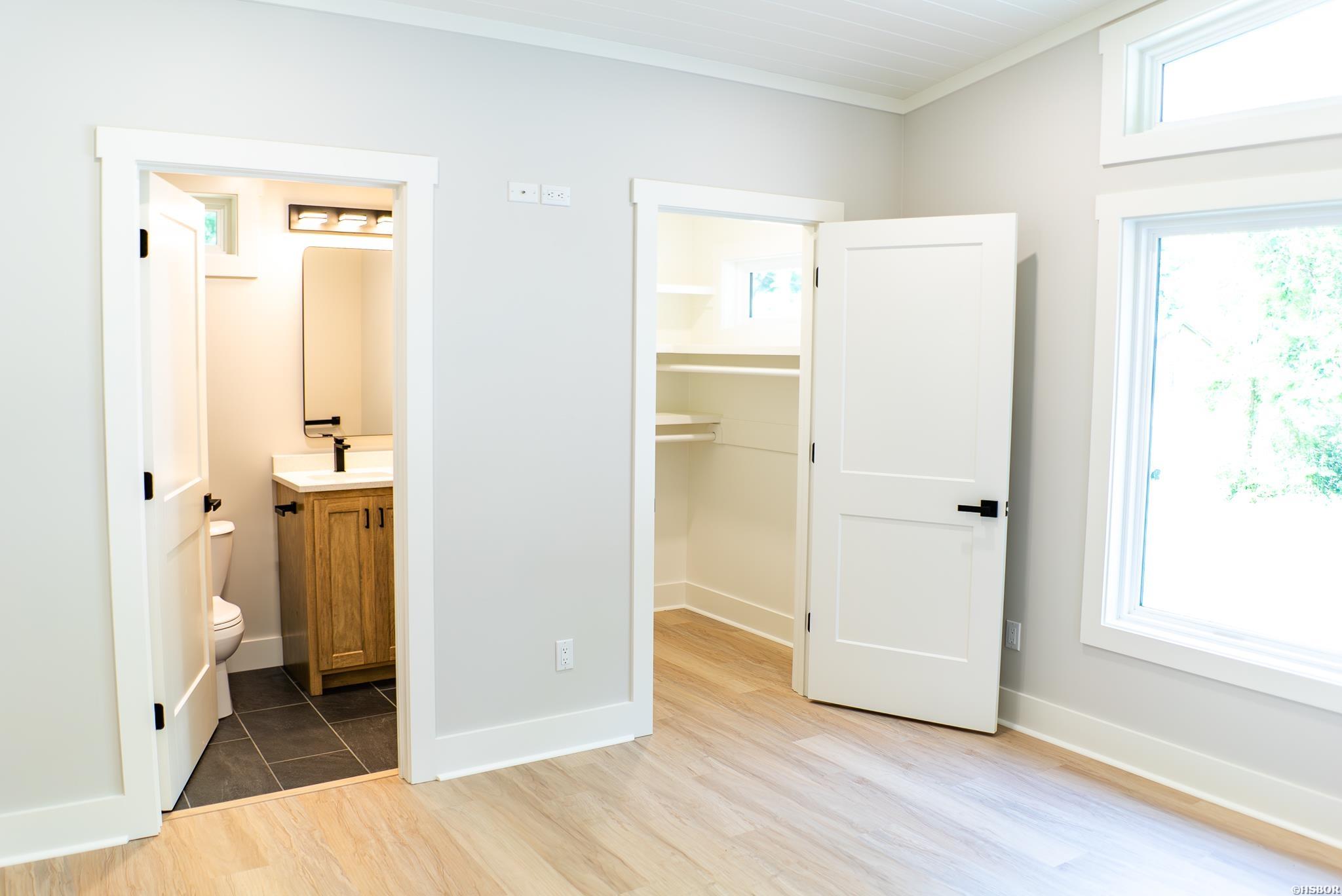 823 Chester Street Property Photo 18
