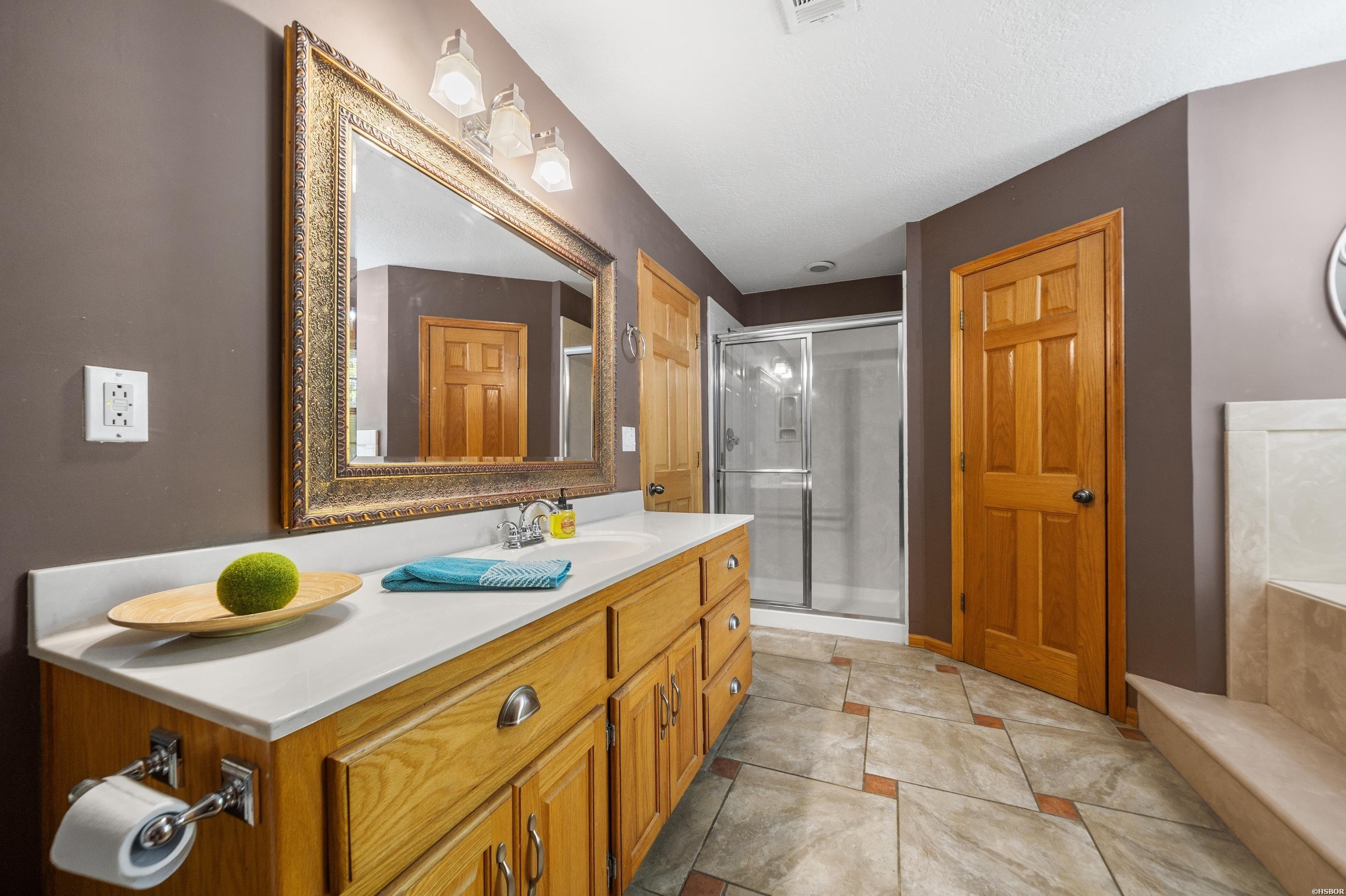 447 Long Beach Drive Property Photo 14