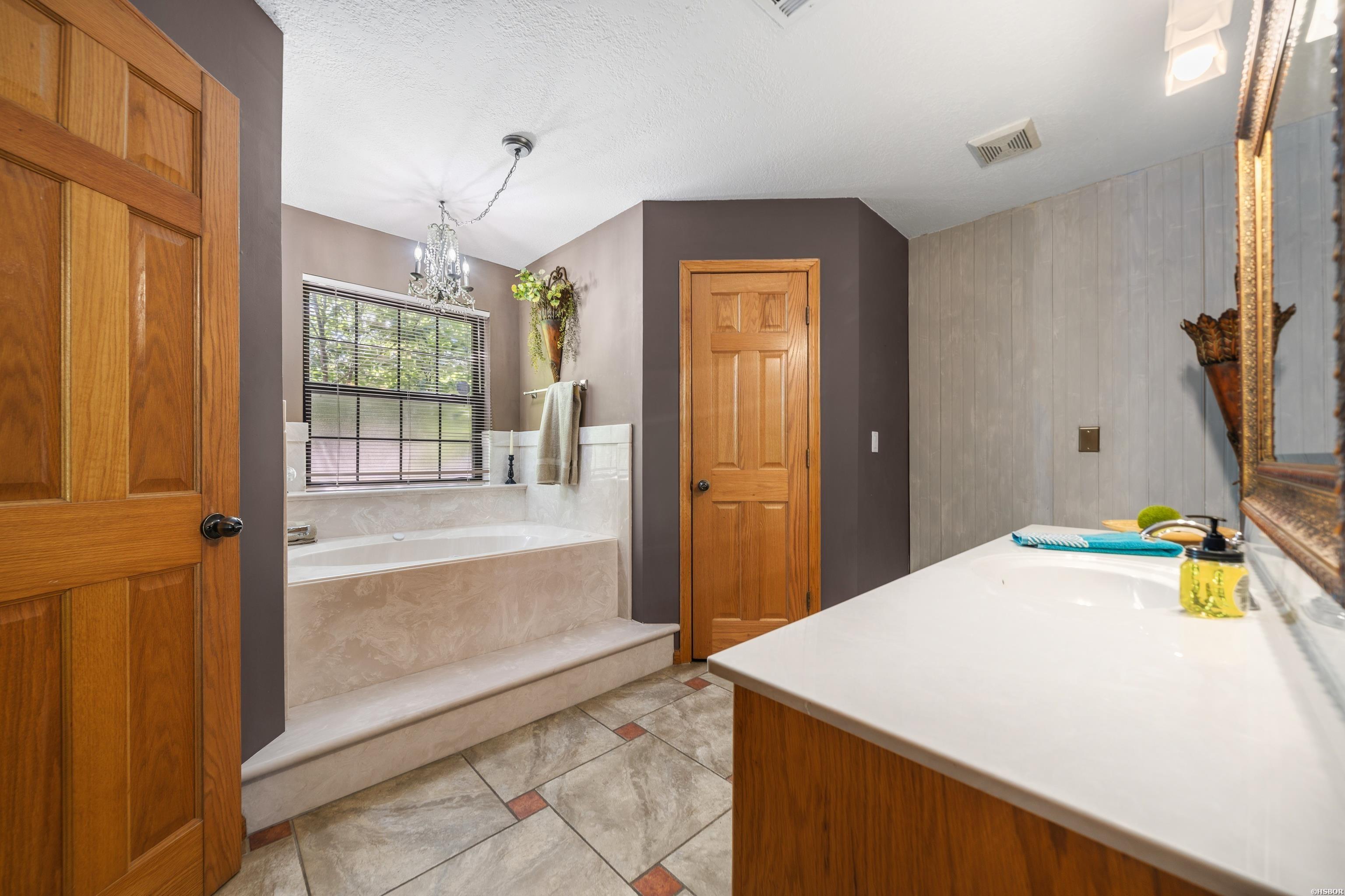 447 Long Beach Drive Property Photo 15