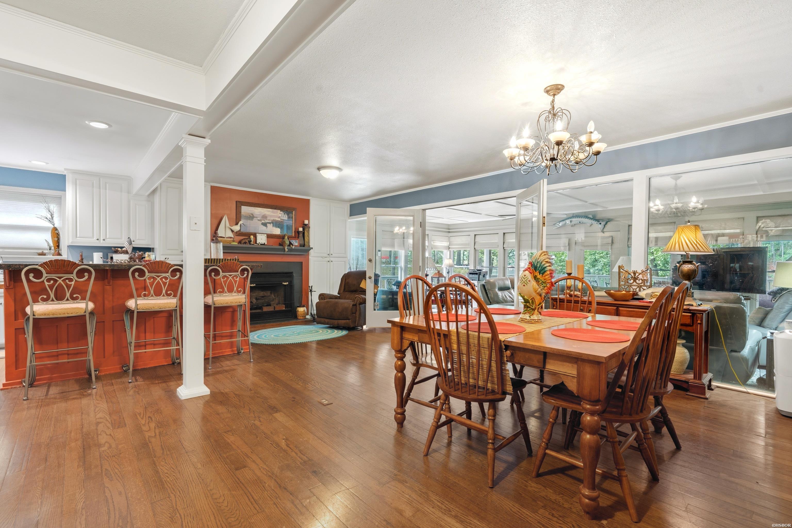 1925 Lakeshore Drive Property Photo 16