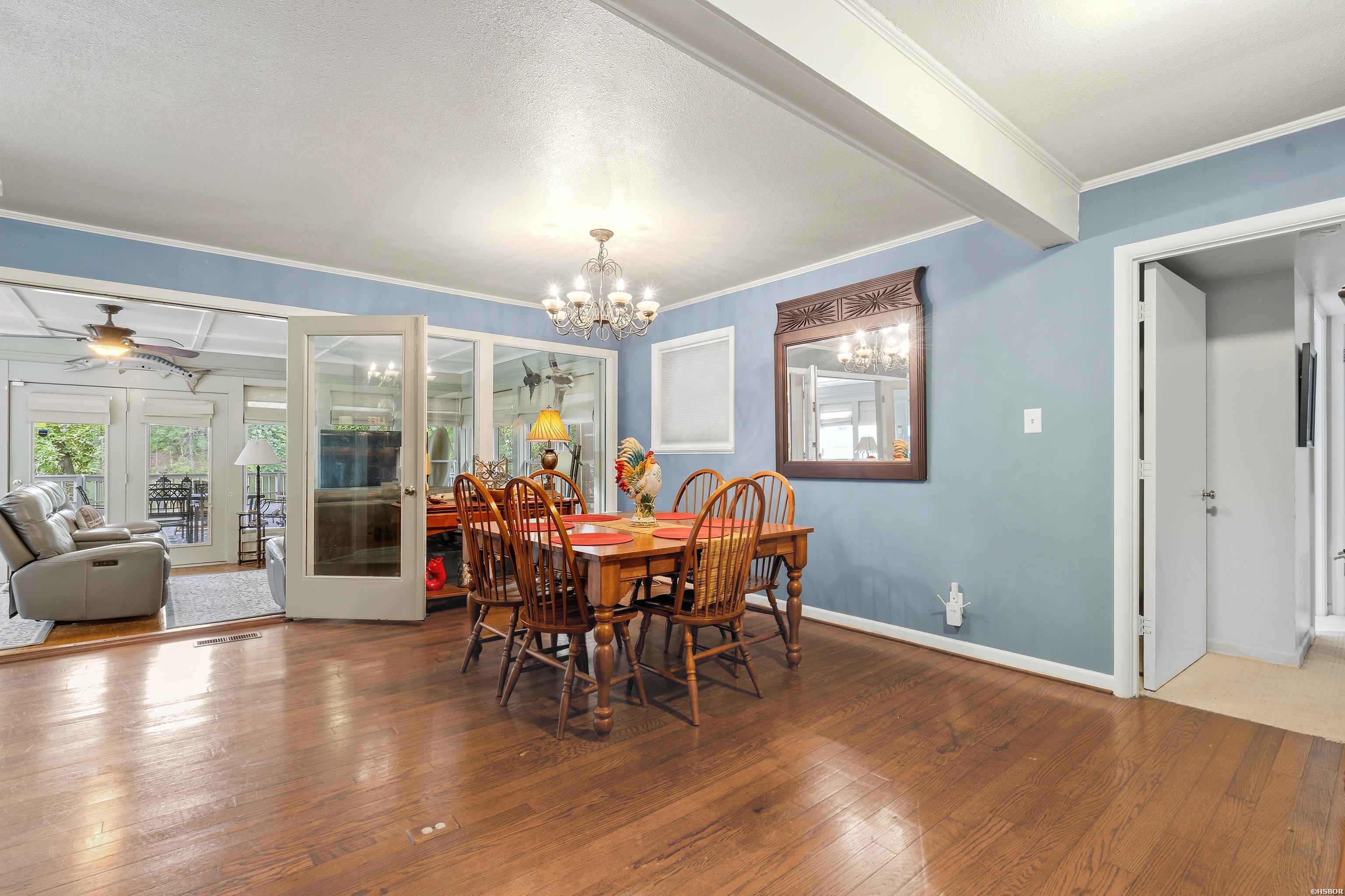 1925 Lakeshore Drive Property Photo 17