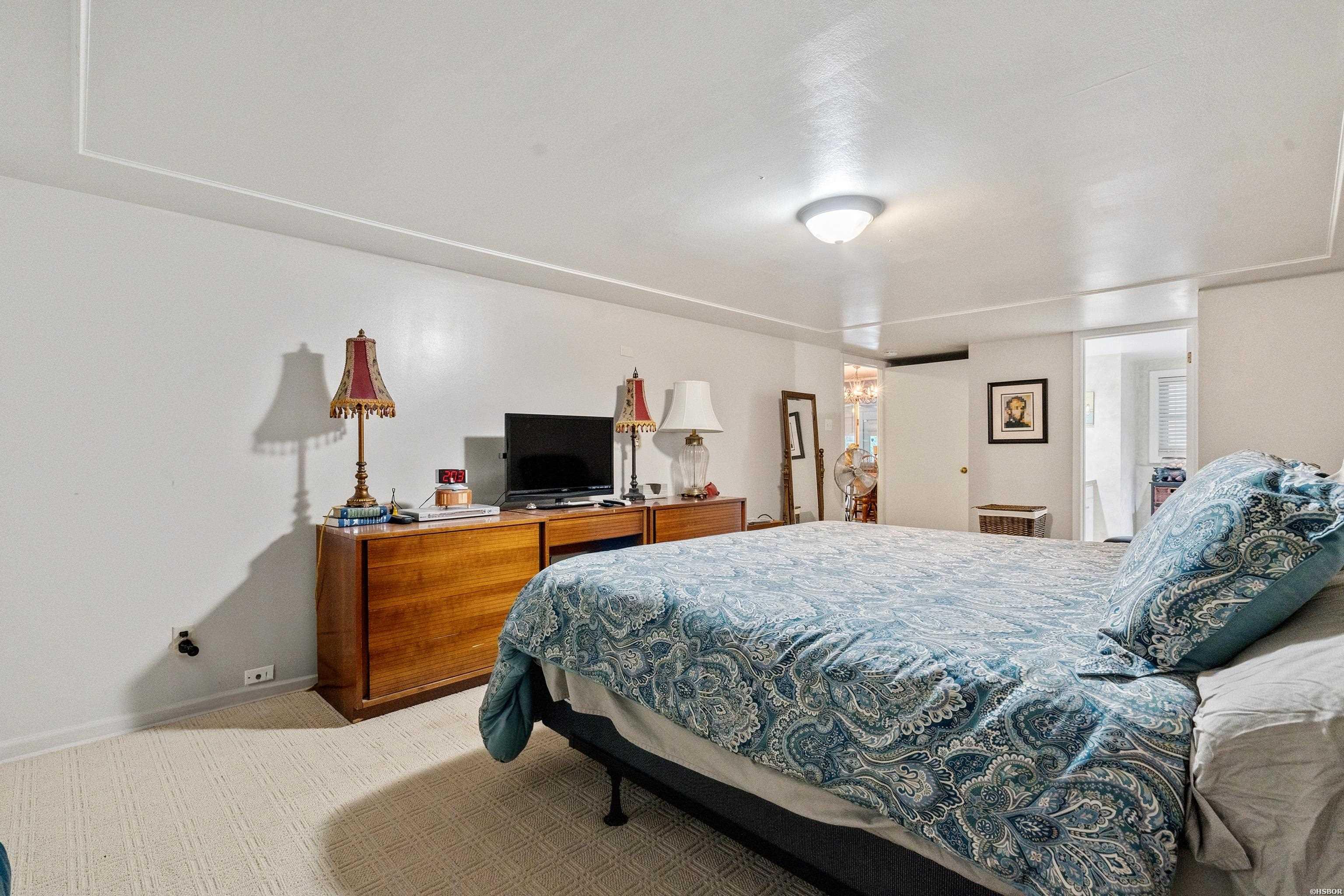 1925 Lakeshore Drive Property Photo 24