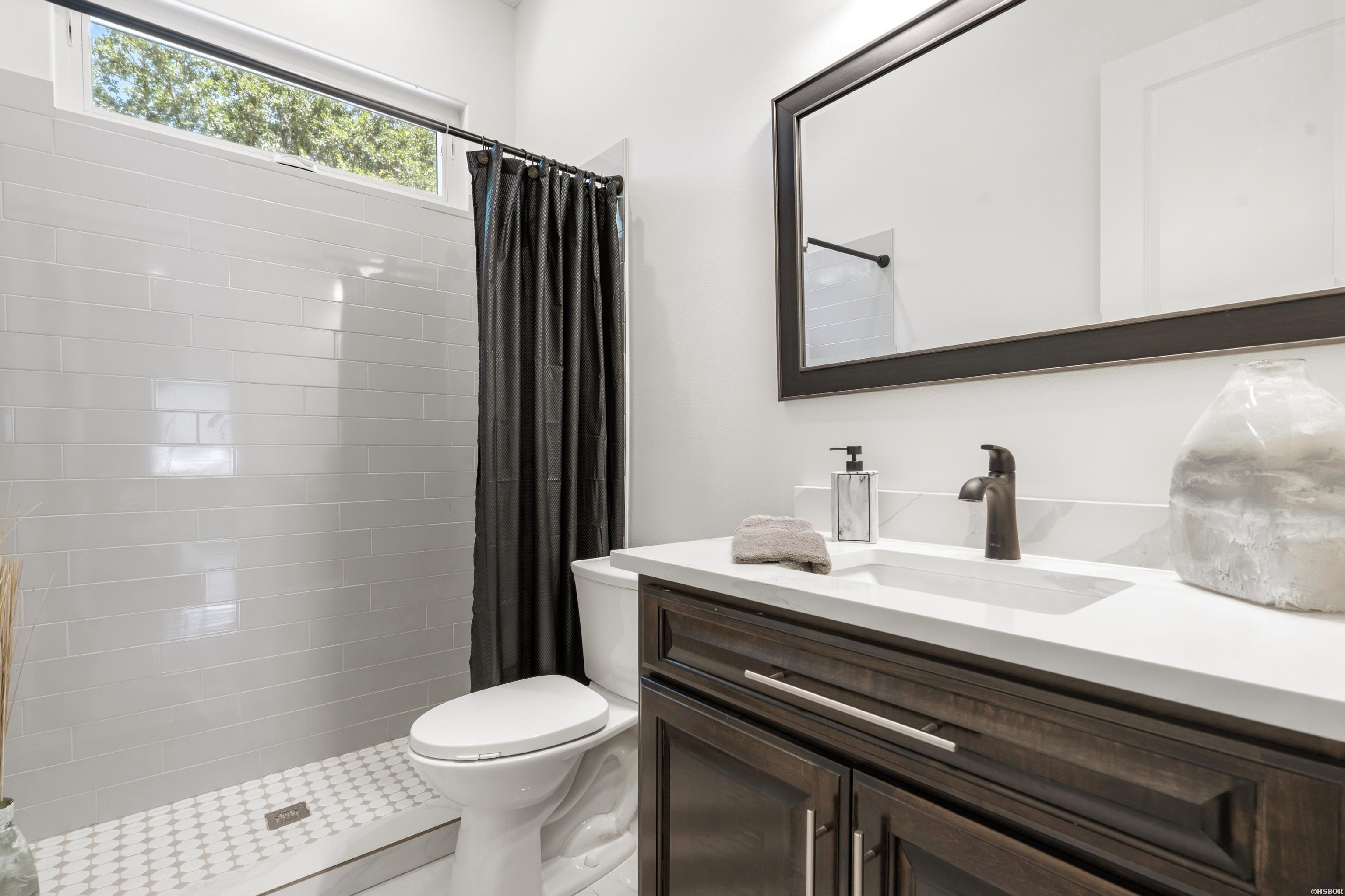 121 Lisa Place Property Photo 31