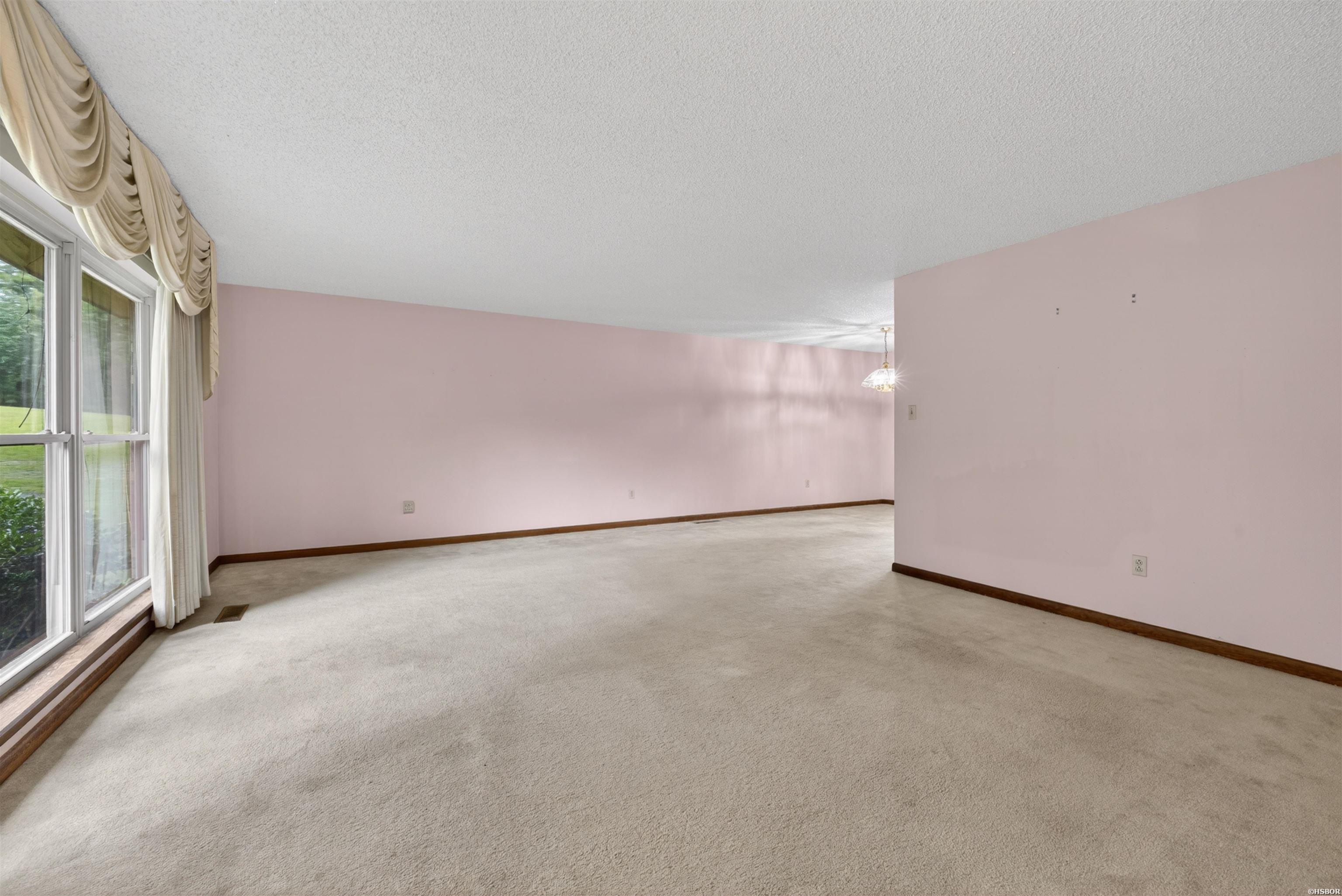 1540 Valleyview Drive Property Photo 16
