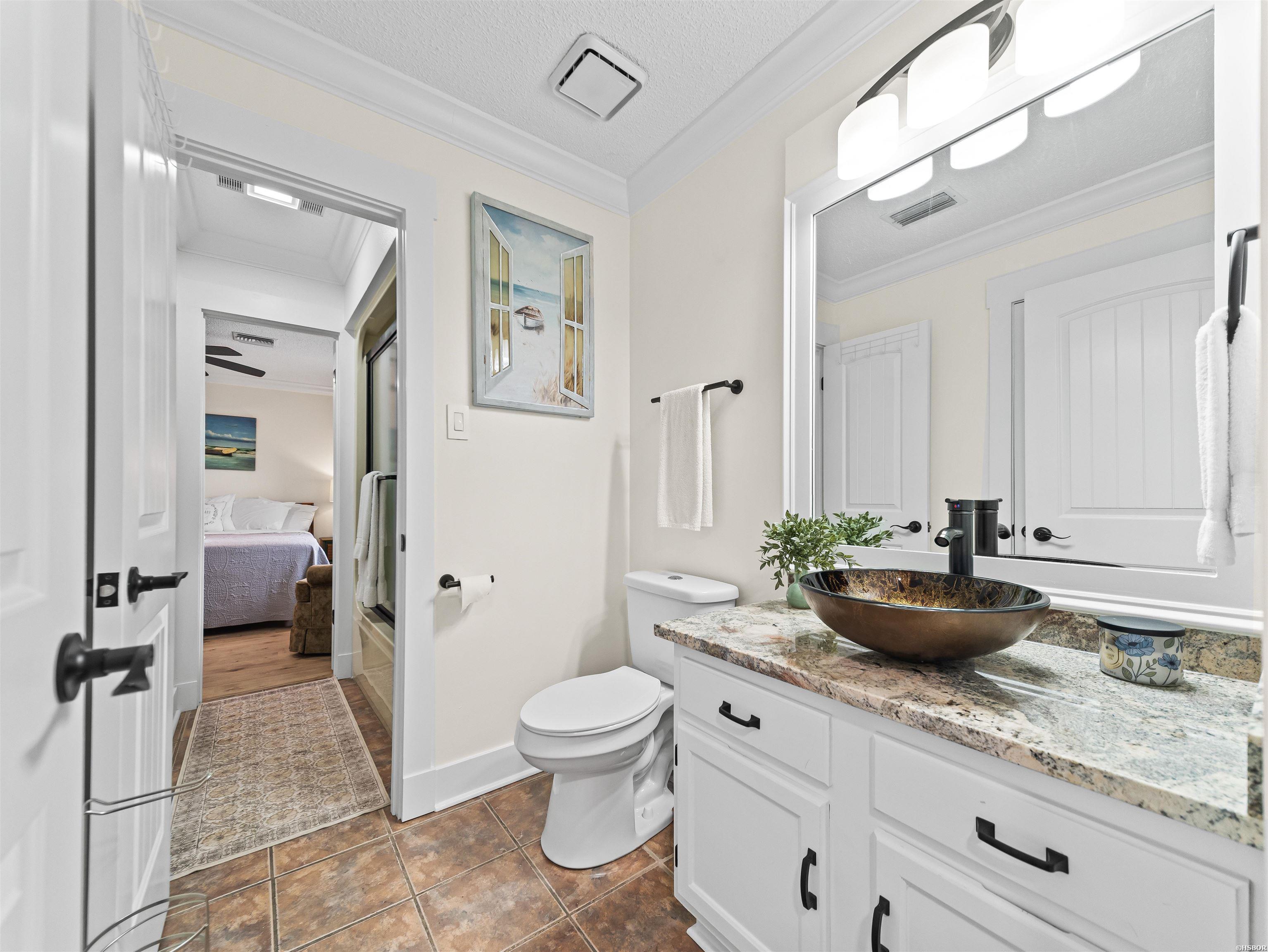 5371 Central Property Photo 12