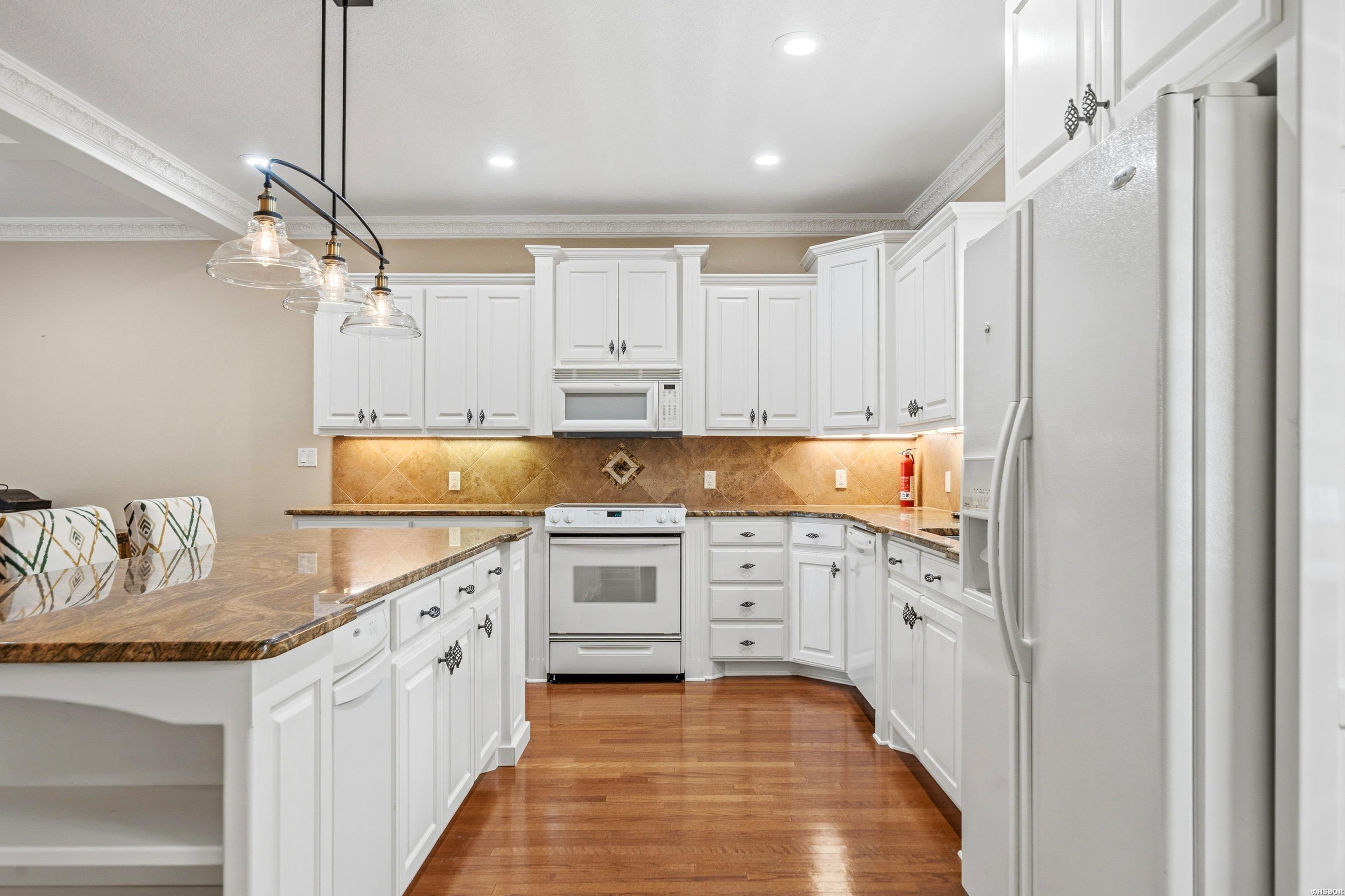1380 Airport Property Photo 10