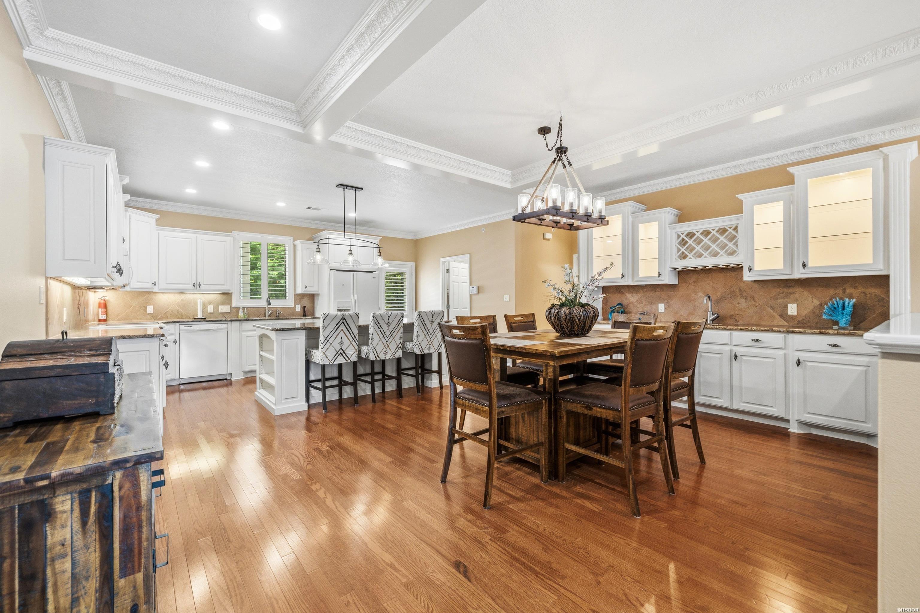 1380 Airport Property Photo 15