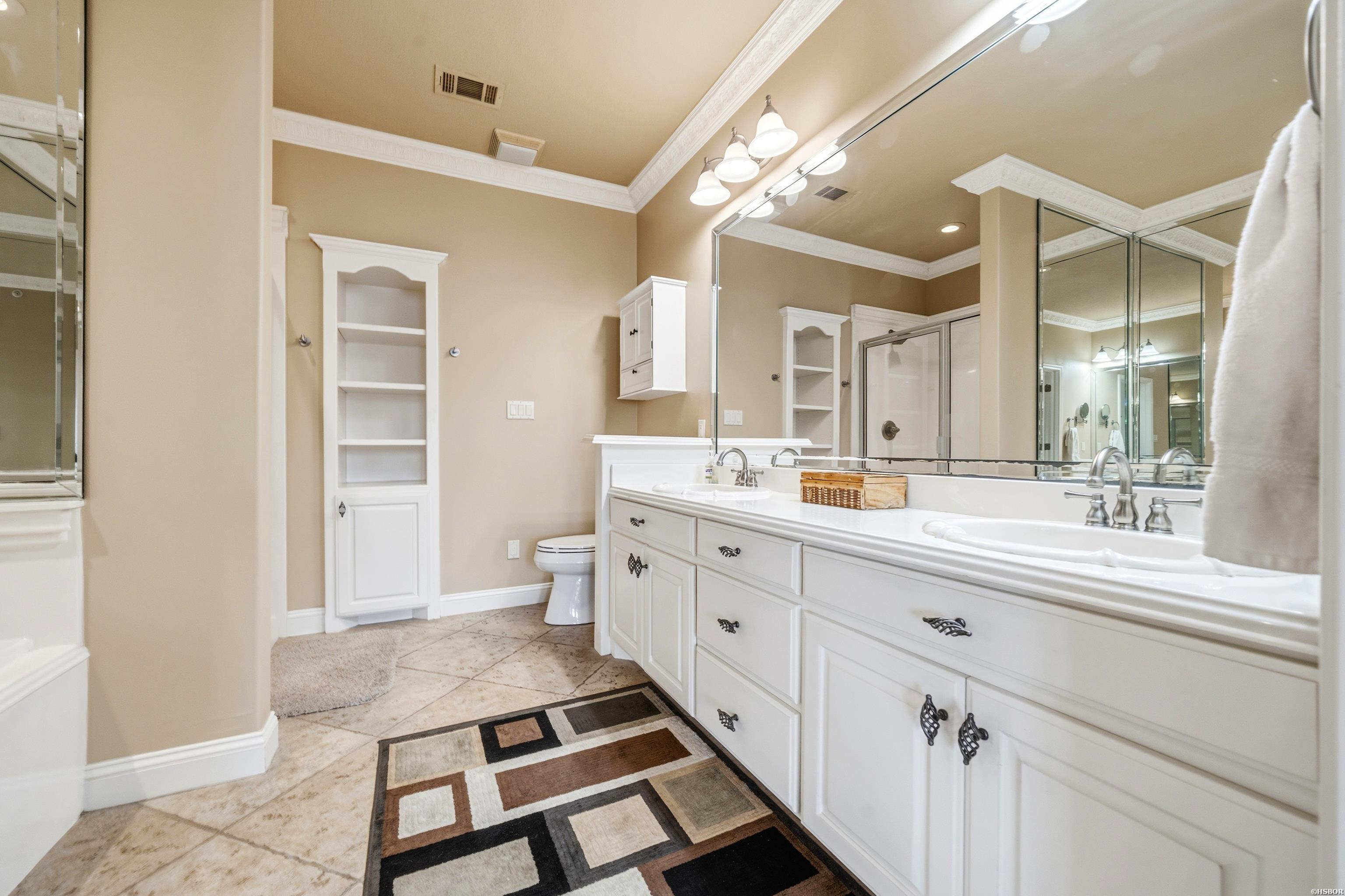 1380 Airport Property Photo 24