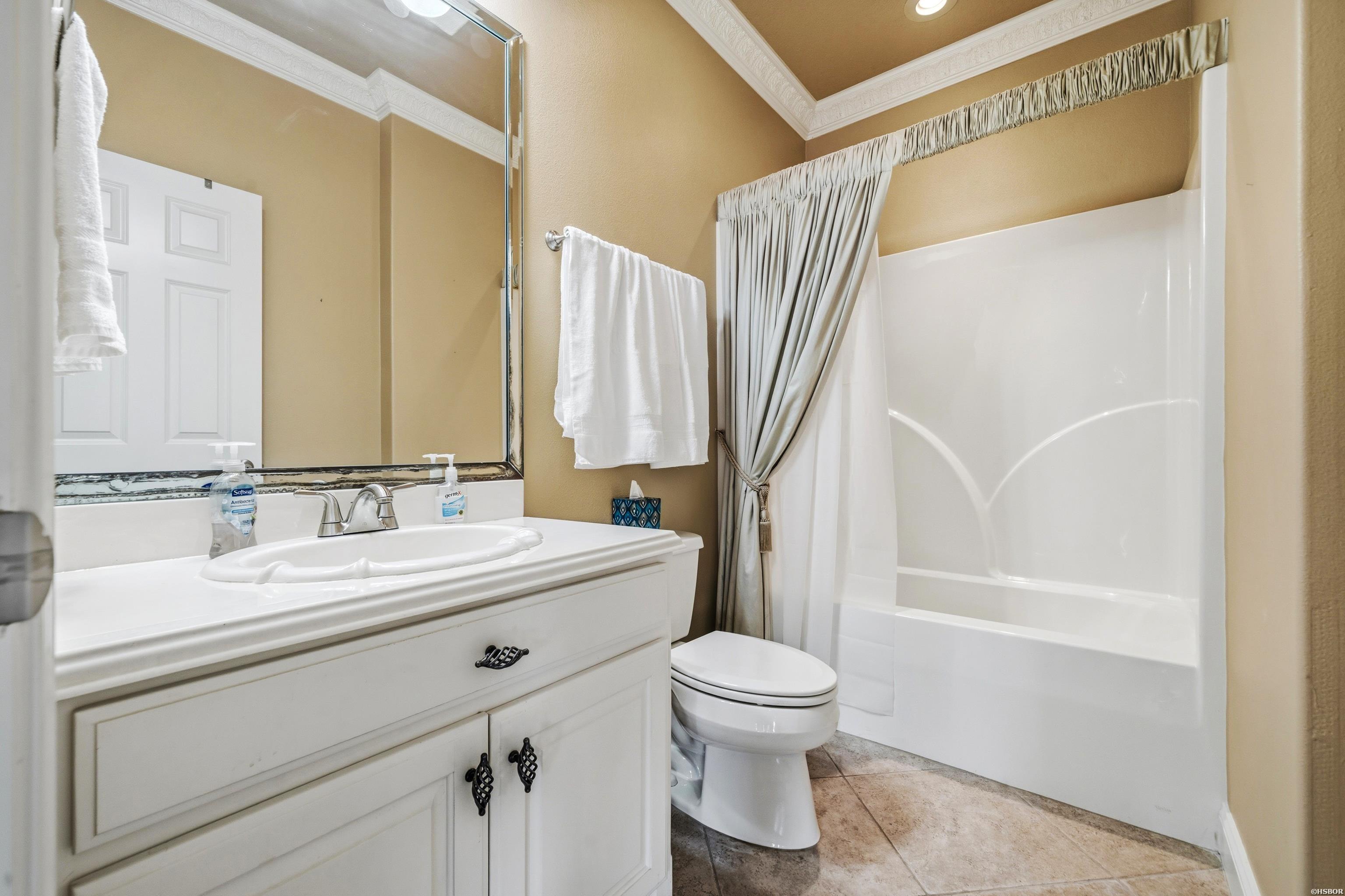1380 Airport Property Photo 34
